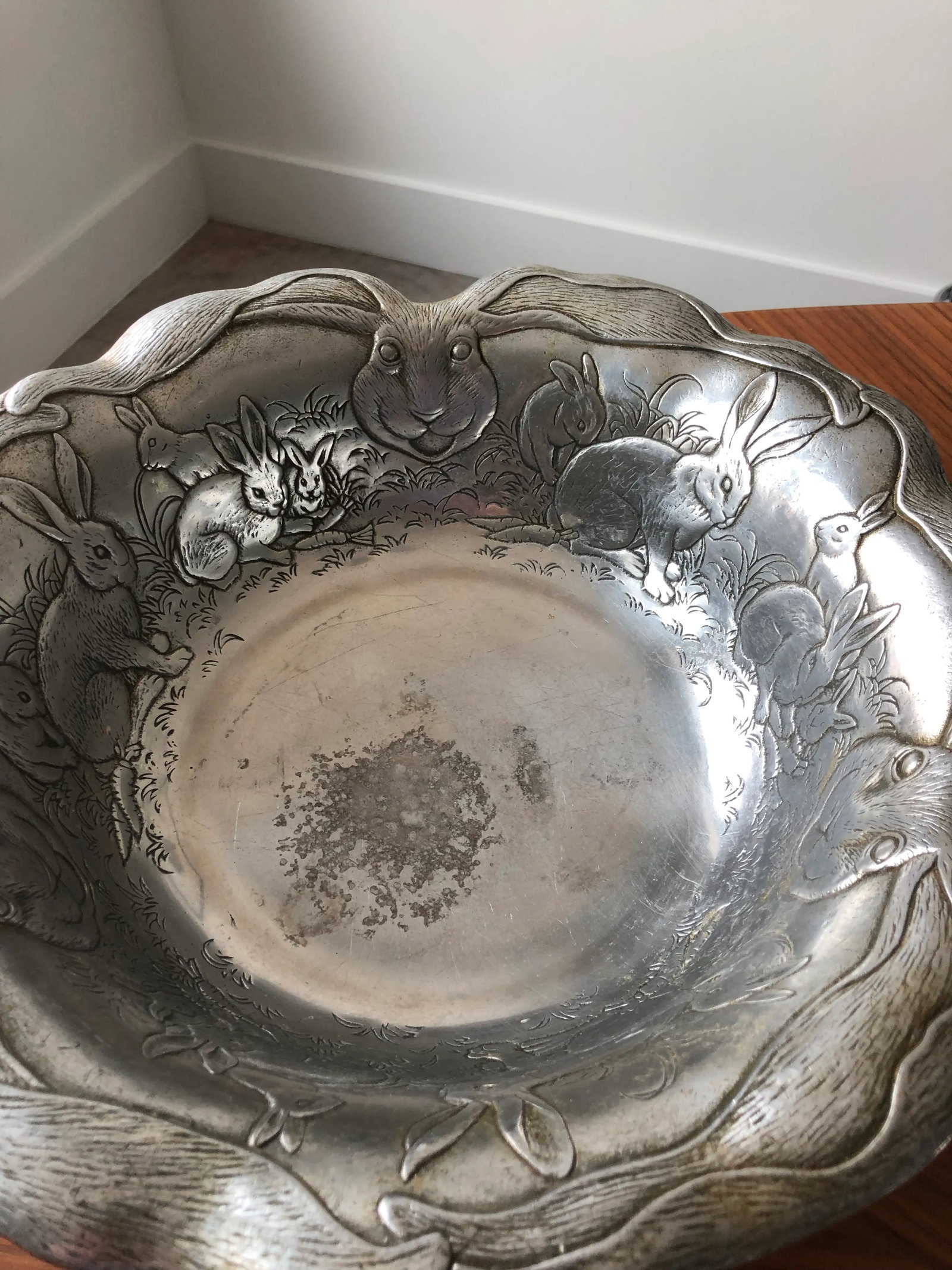 1980s Vintage Arthur Court Aluminum Bunny Rabbit Serving Bowl - 4