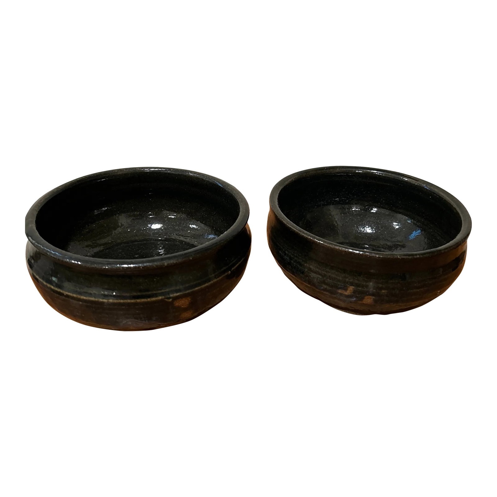 Vintage Chawan Japanese Tea Ceremony Bowls Stoneware Raku Glaze, Signed- Set of 2: Two artist signed stoneware raku glaze bowls. Tea ceremony bowls. Beautiful raku glaze, ocean blue over a brown background. Two different shapes, both footed bowls. The glaze on these is stunning.