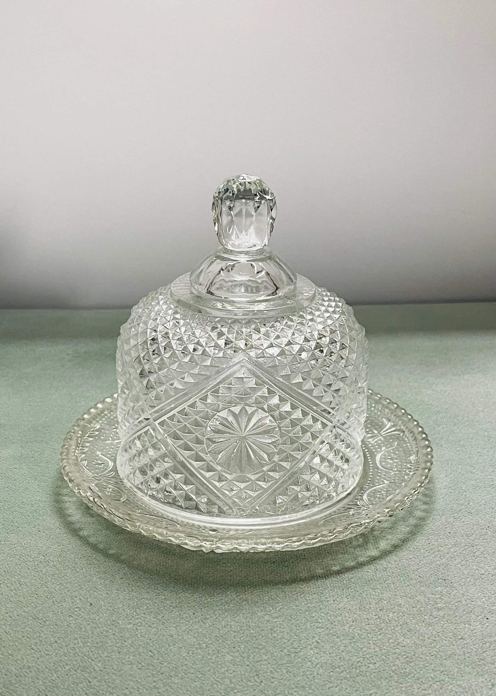 Vintage Diamond Pattern Pressed Glass Butter Dish - 5