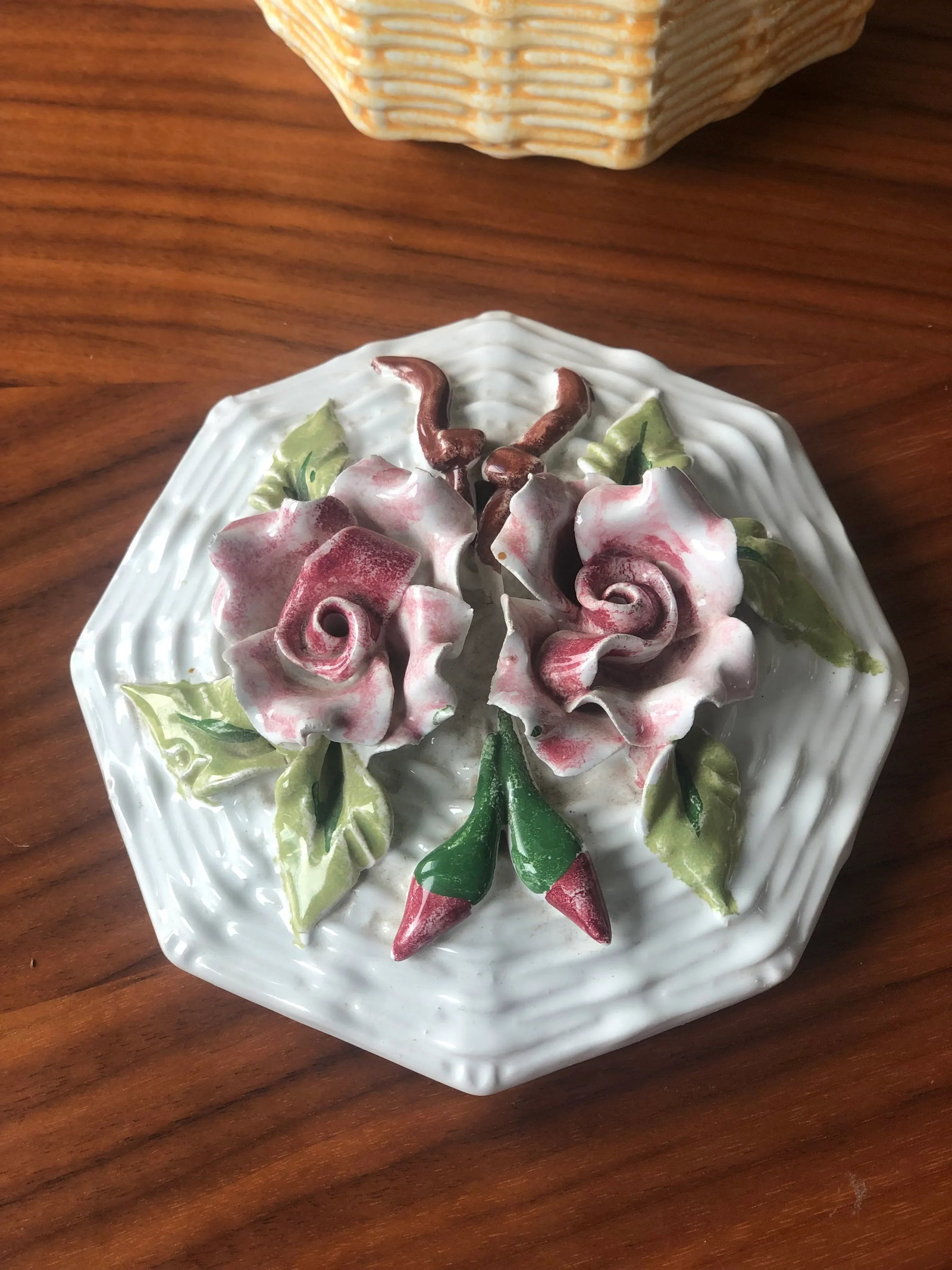 Mid-20th Century Italian Ceramic Flower Topped Box by Bellini - 7