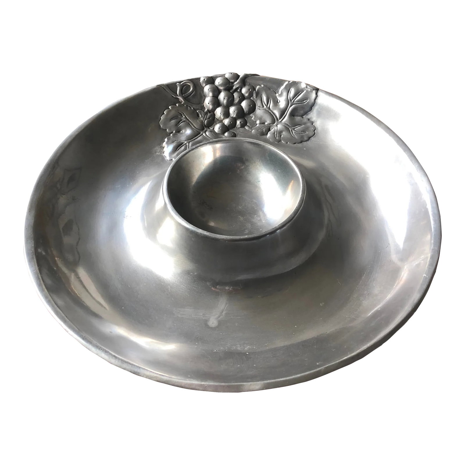 Arthur Court Aluminum Chip & Dip Dish-Dated 2006: Gorgeous 2006 piece from Arthur Court...it's perfect for hosting a Taco Tuesday or Margarita Monday! Condition: Alterations: Original Condition Unaltered Imperfections: Some Imperfections Condition