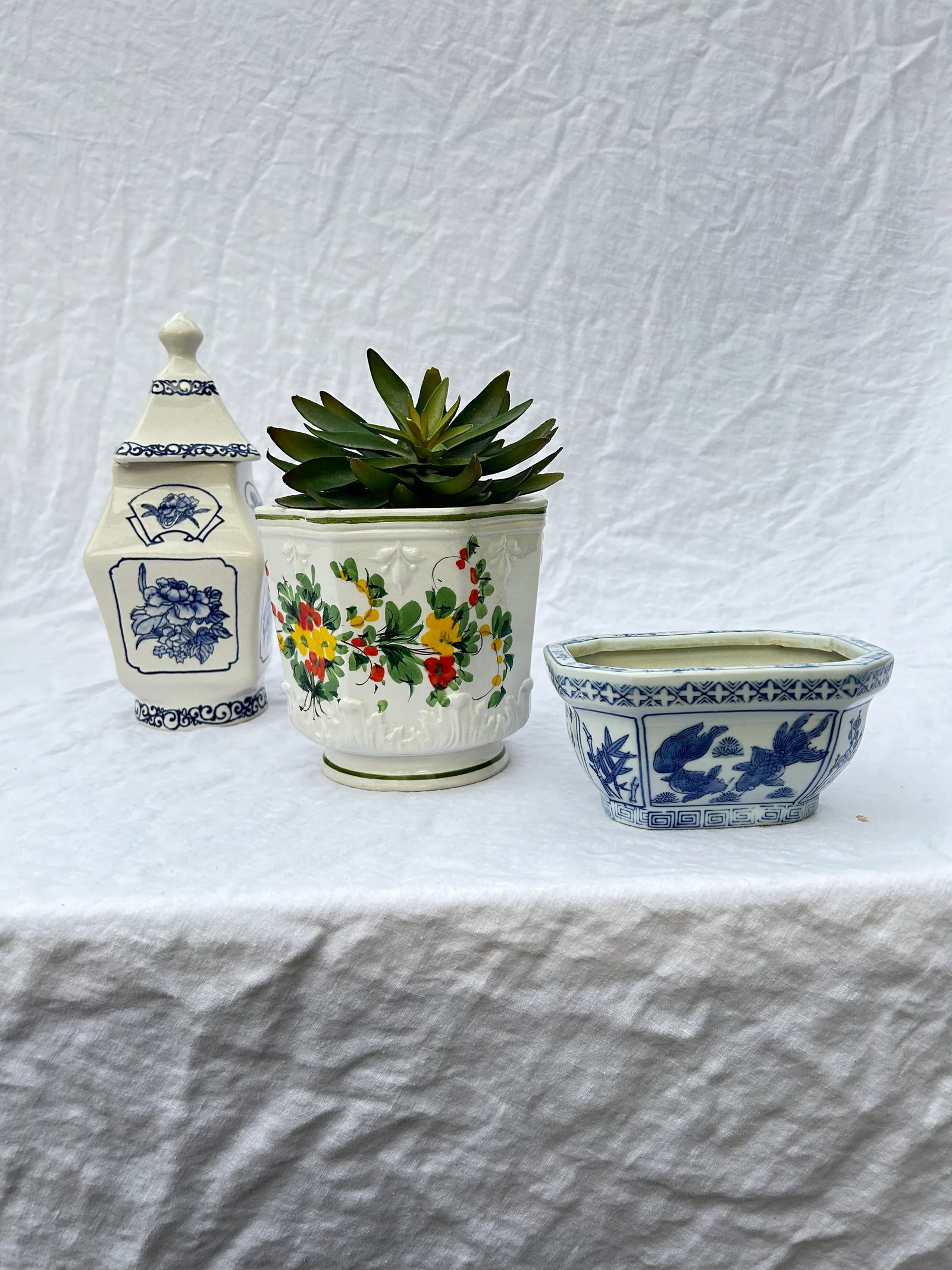Late 20th Century Delft Style Blue and White Floral Lidded Vase - 11