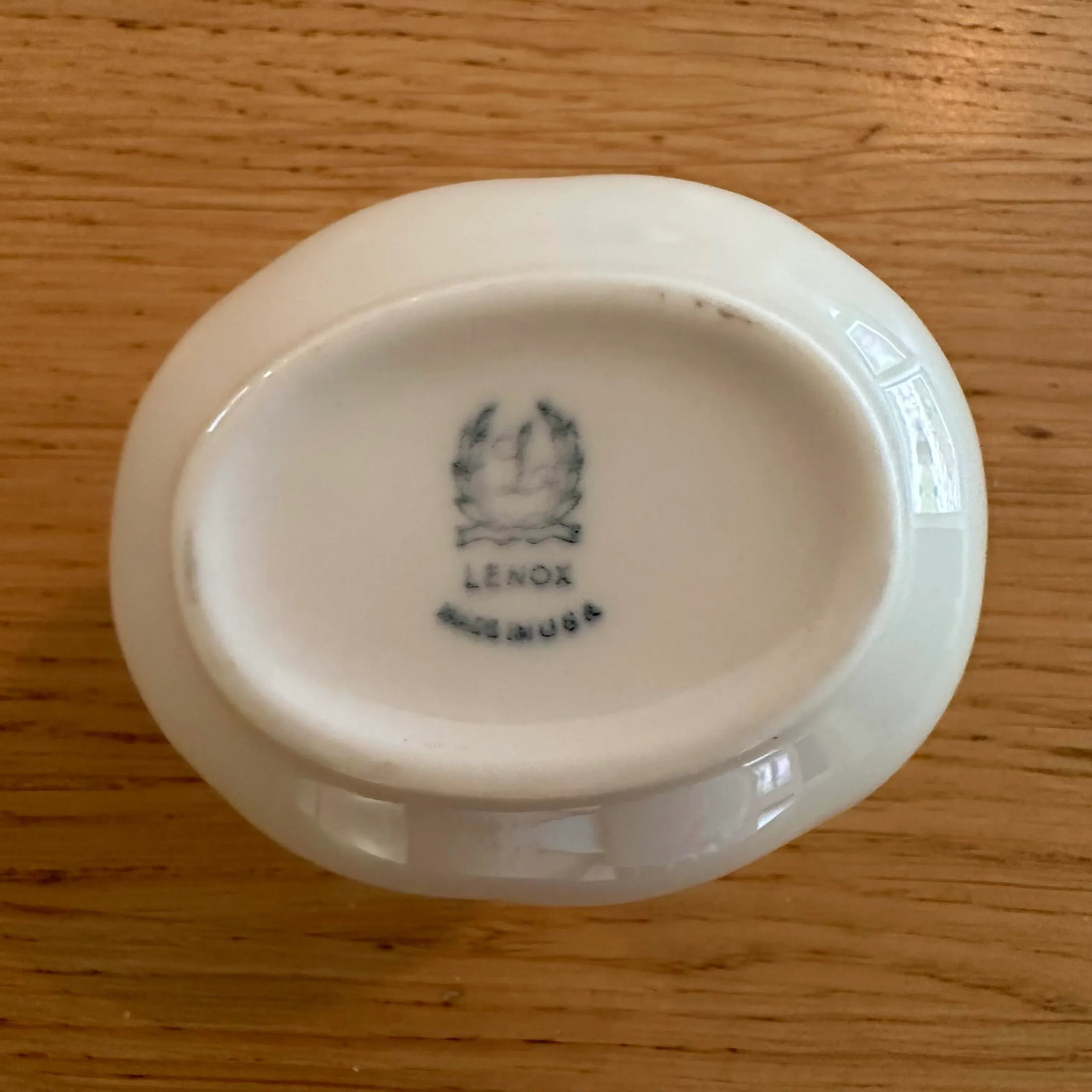 Vintage Creamer by Lenox Colonial Collection Bone China - 7