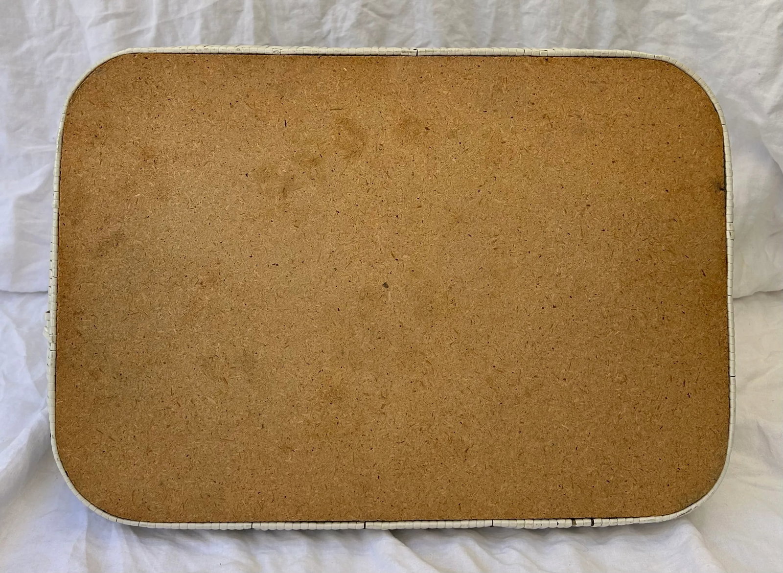Vintage Boho Chic Americana Floral Lined Faux White Wicker Tray - 8