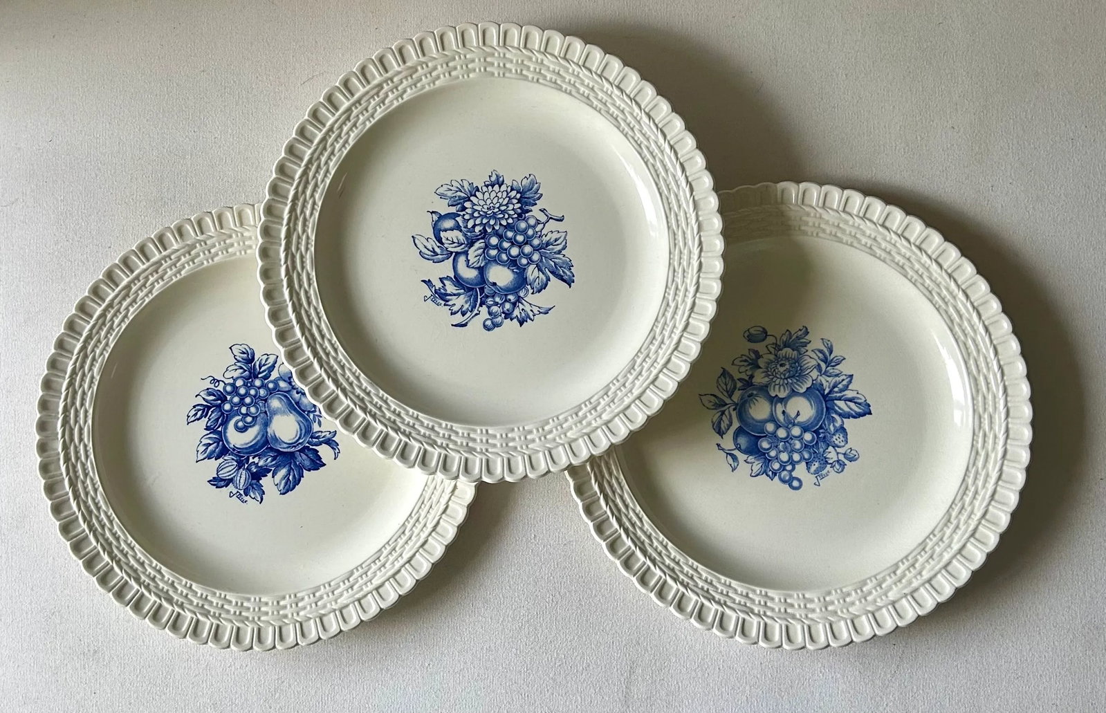 Vintage Spode Blue and White Fruit and Floral Basket Weave Ceramic Plates- Set of 3 - 2