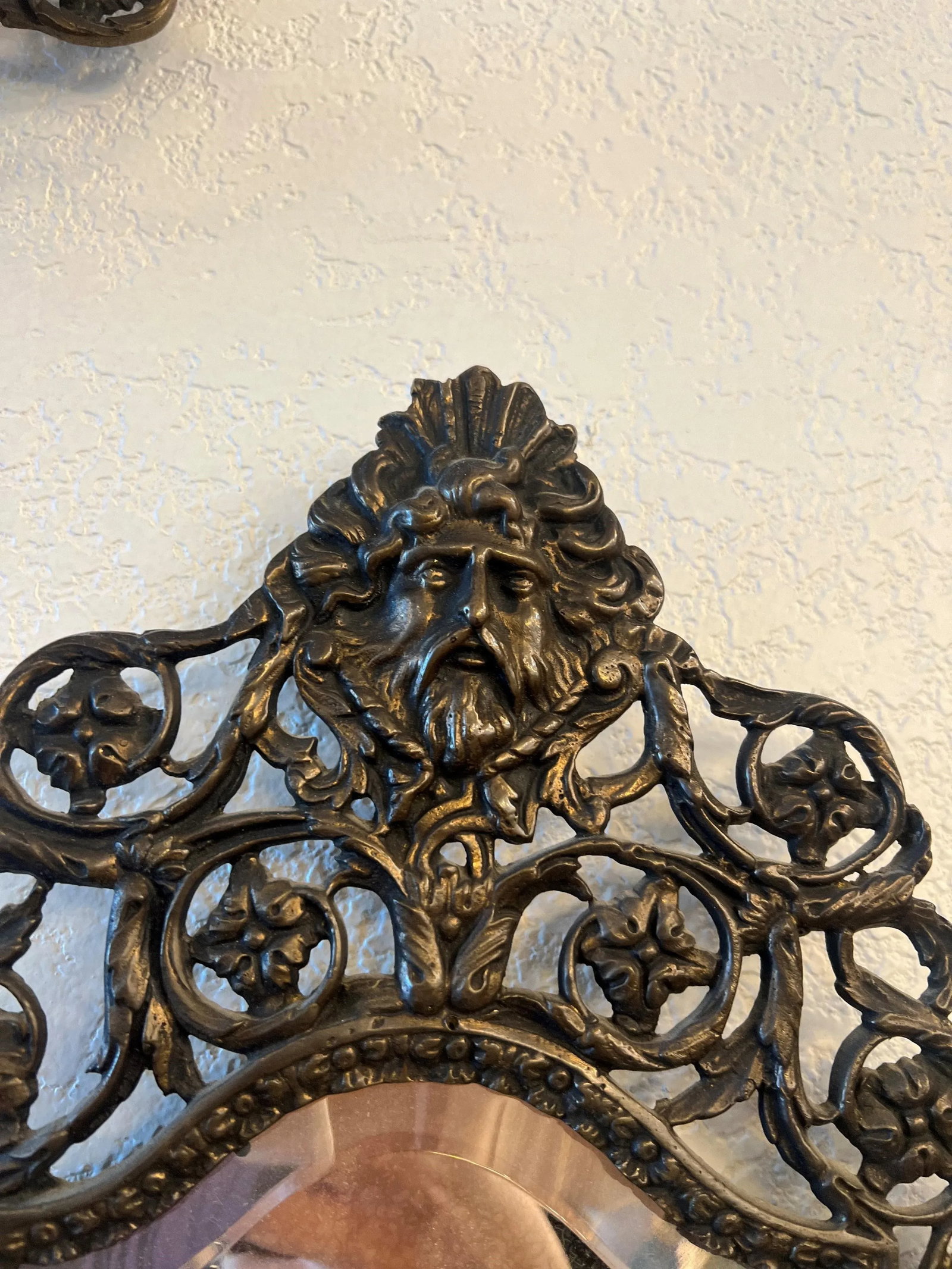 Pair of Late 19th Century American Gilt Bronze & Beveled Mirror Wall Sconces - 6