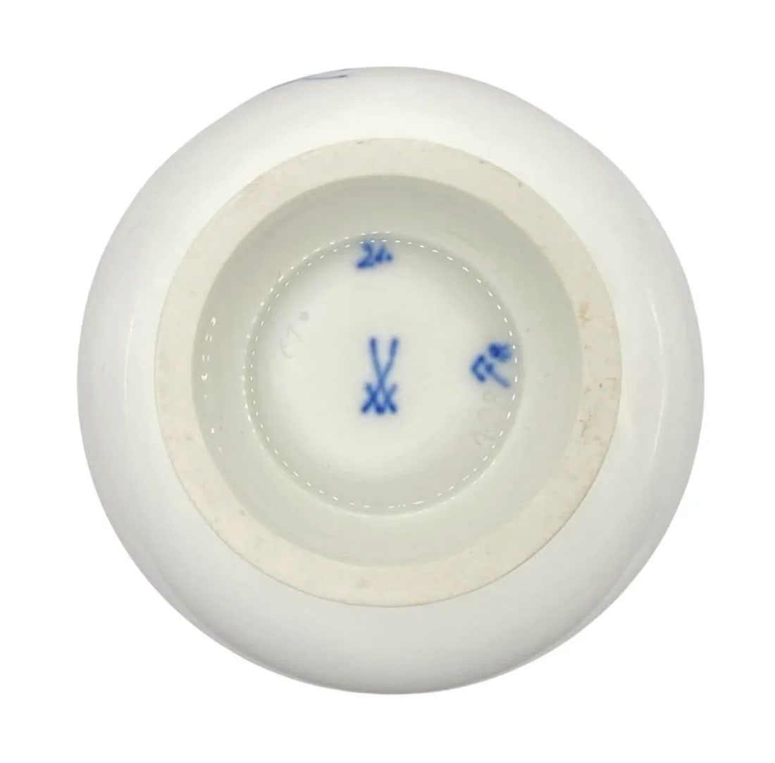 Antique Meissen Porcelain Blue & White Floral Insect Vase Blue Crossed Sword - 7