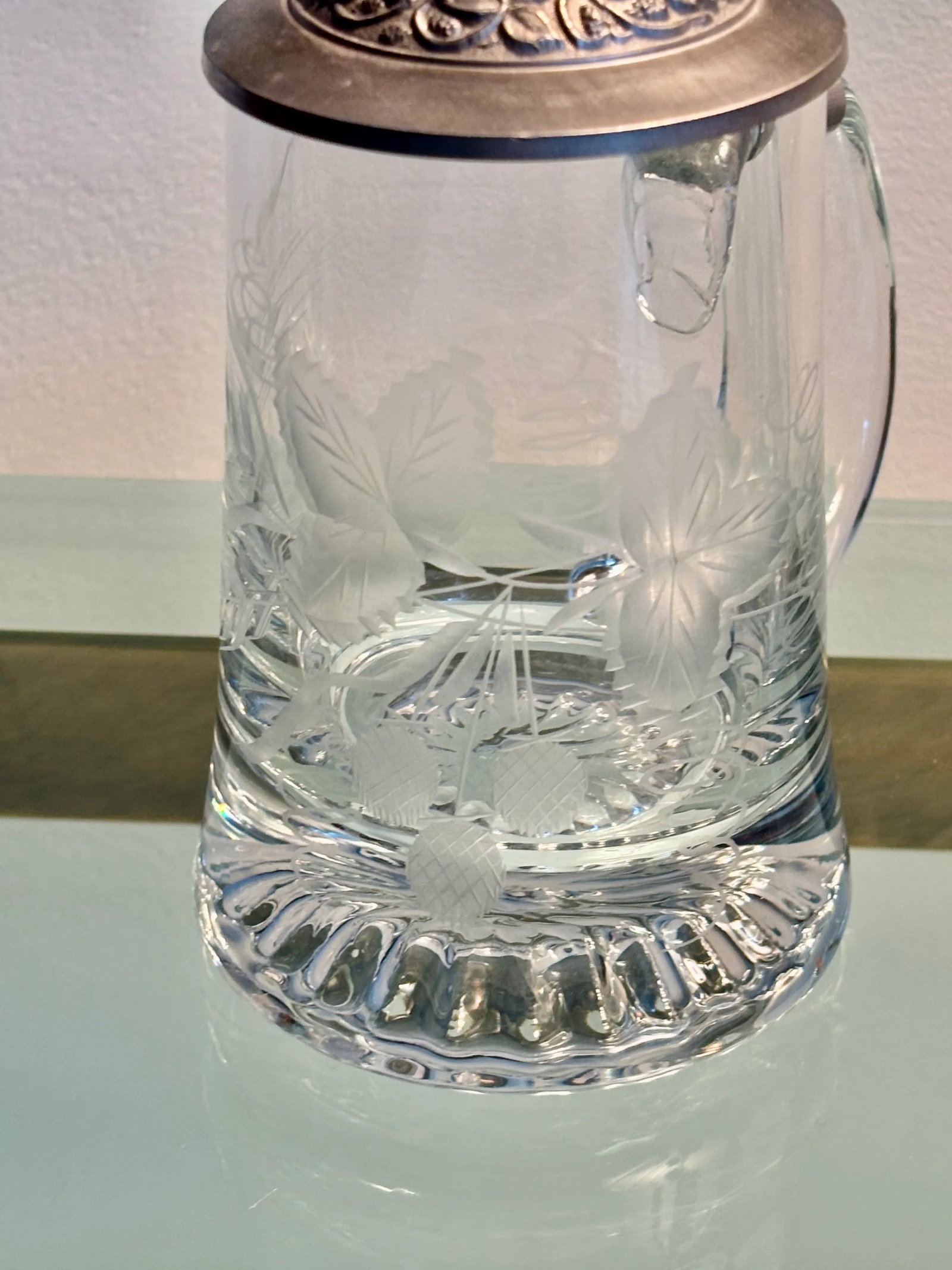 Vintage German Etched Glass Beer Tankard With Design Relief Metal Lid - 4