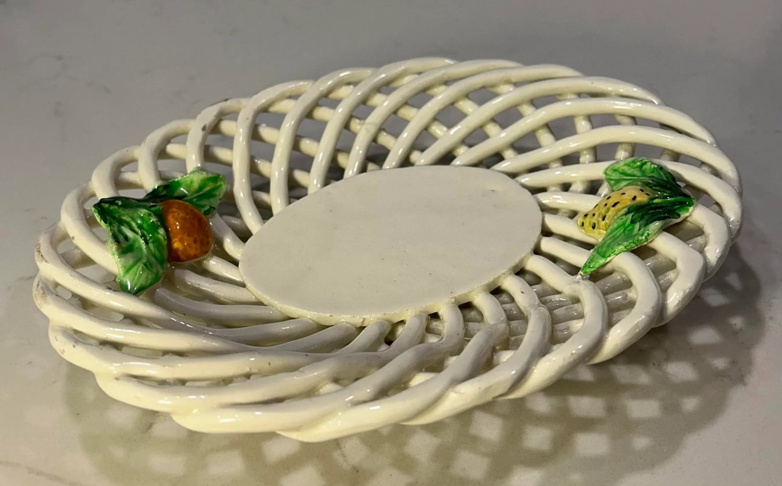 Trompe-'L'oeil Strawberry White Ceramic Lattice Basket - 2