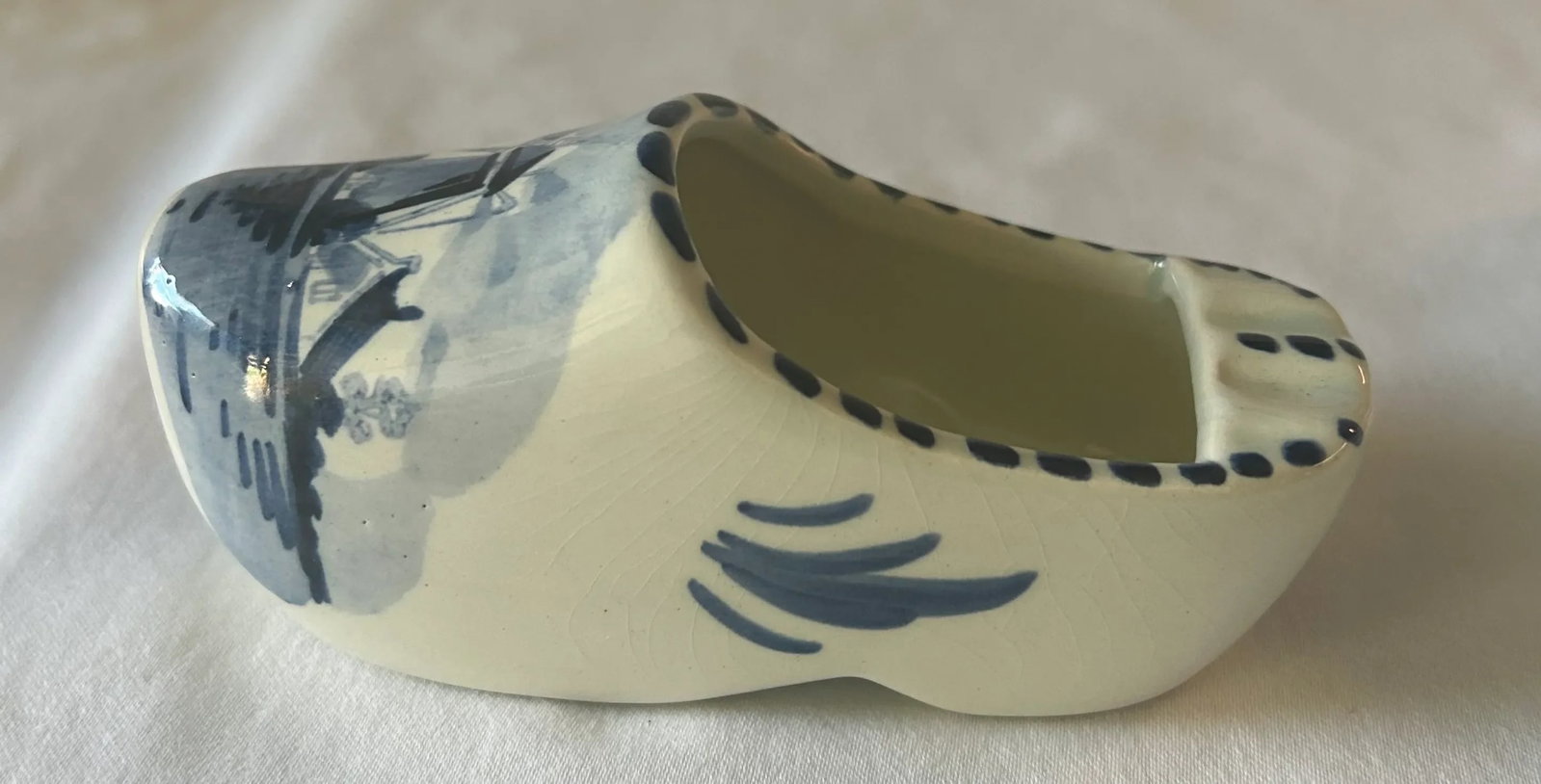 Mid 20th Century Delft Hand Painted Blue and White Ceramic Mini Clogs, Set of Two - 7