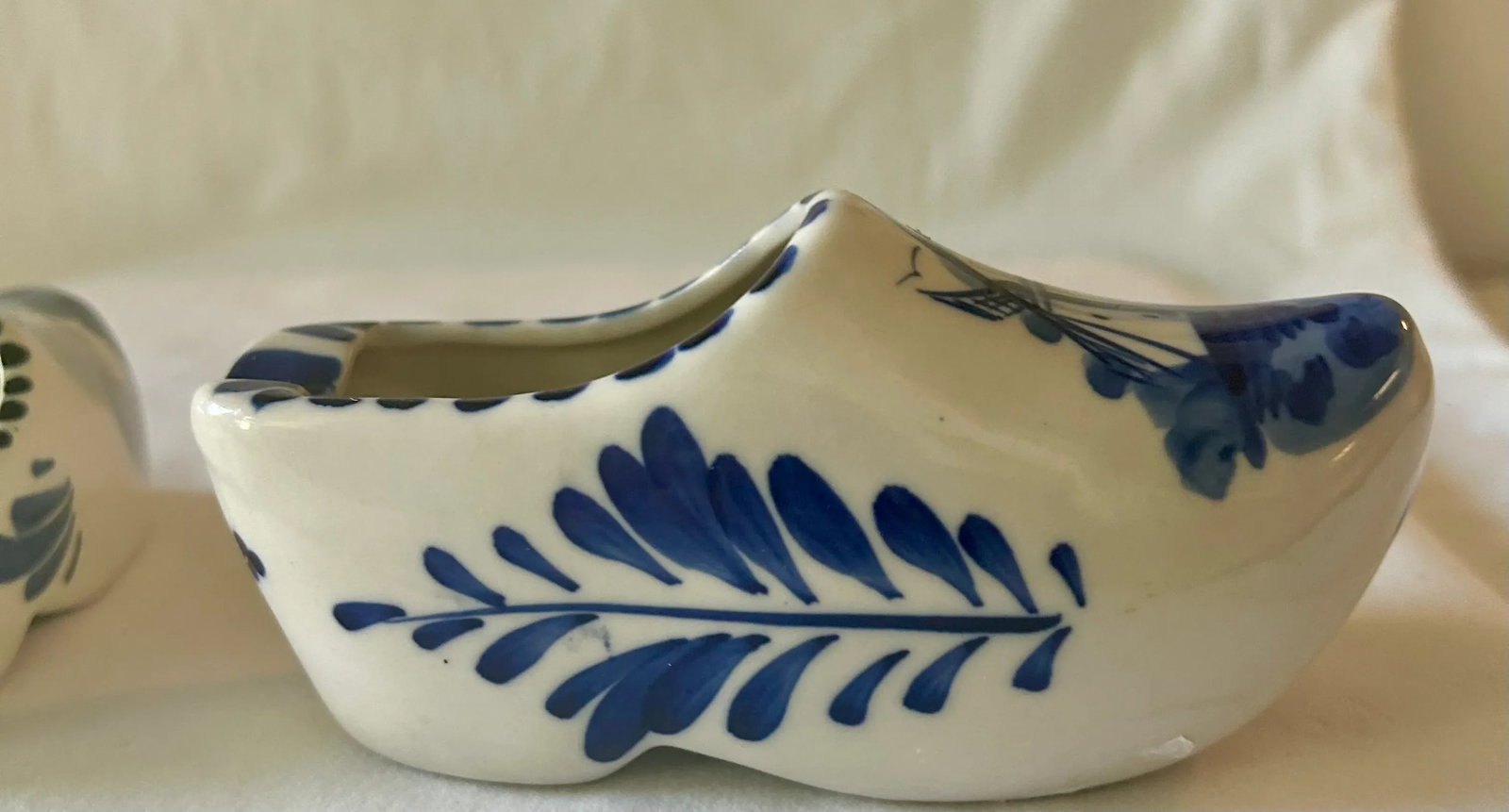 Mid 20th Century Delft Hand Painted Blue and White Ceramic Mini Clogs, Set of Two - 8
