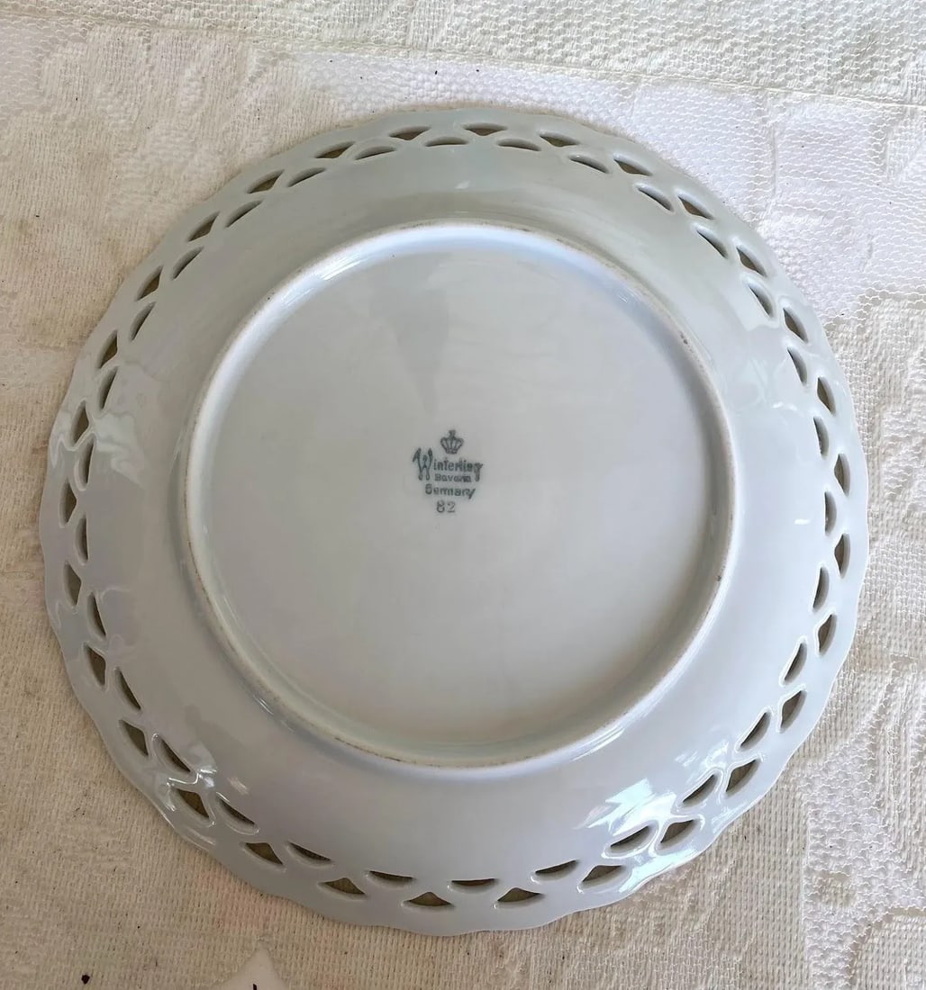 Vintage Winterling - Bavaria 82 Fruit Center Salad Plate - Pear & Plum, Pierced Edge, Green Band, Go - 7