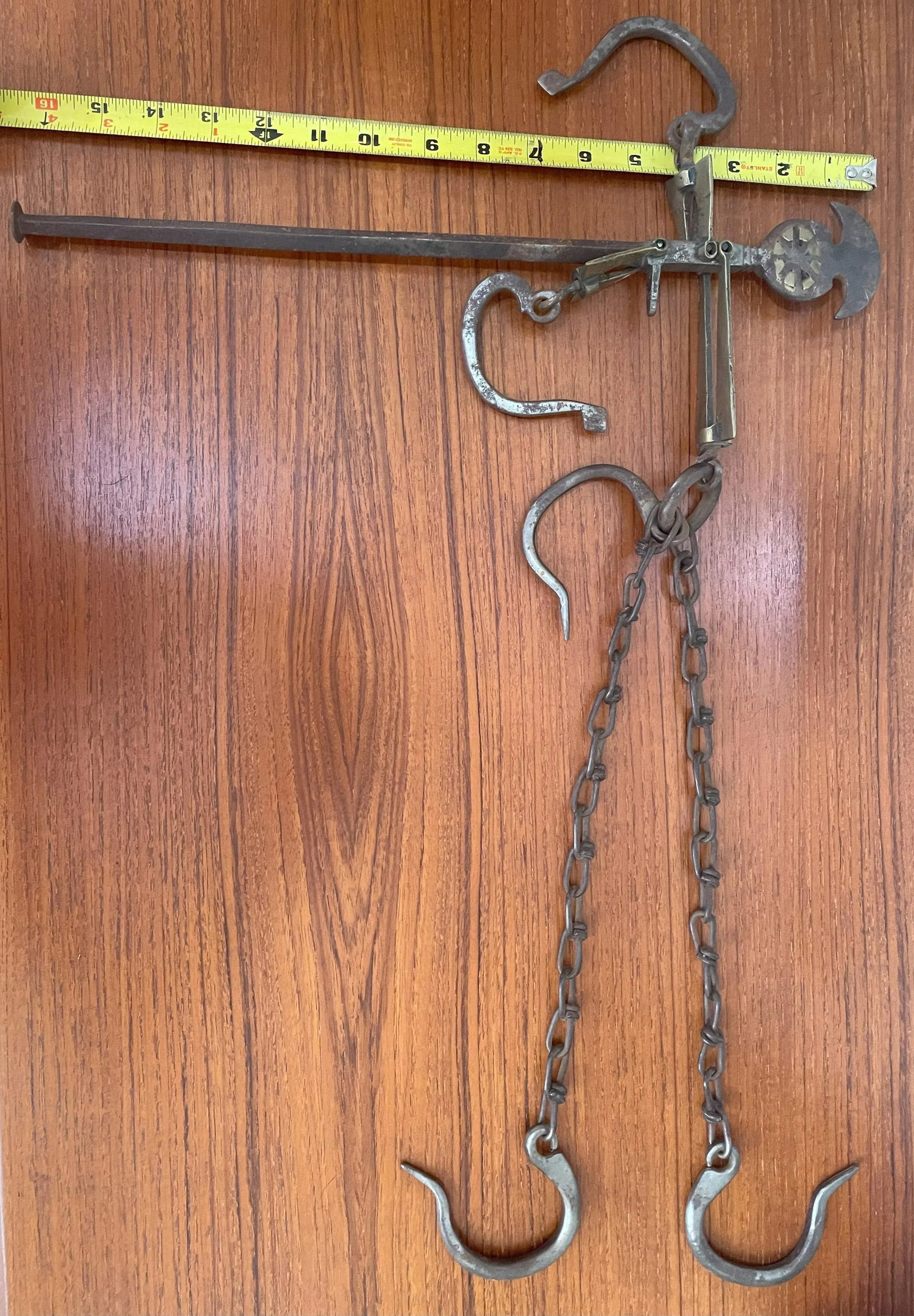 Antique Greek Decorative Butcher's Steelyard Weighing Instrument - 3
