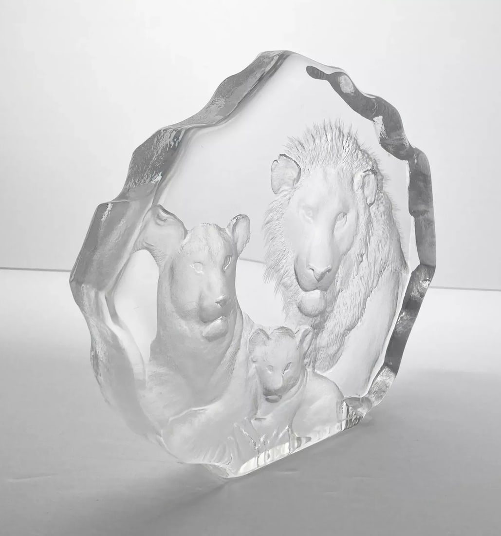 1990s Mats Jonasson "Lion & Family" Crystal Swedish Paperweight Sculpture - 2
