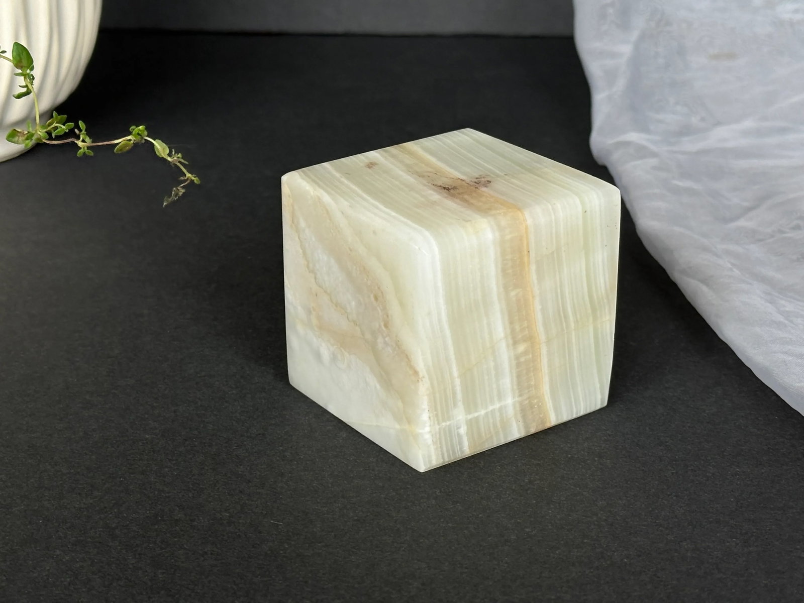 Marble Geometric Cube Paperweight - 10