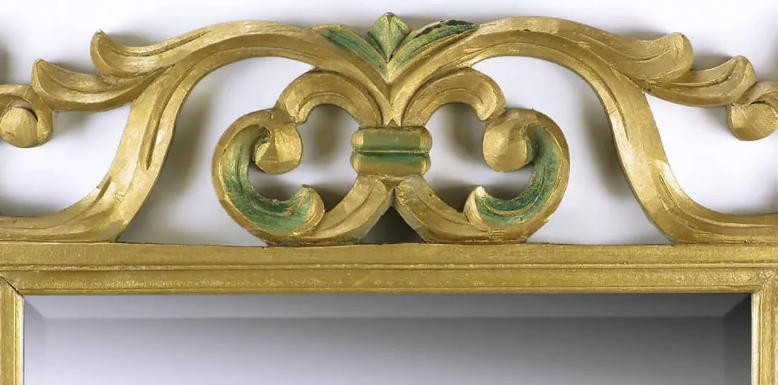 Carved Gilt Wood Mirror With Fleur-De-Lis Detail - 3