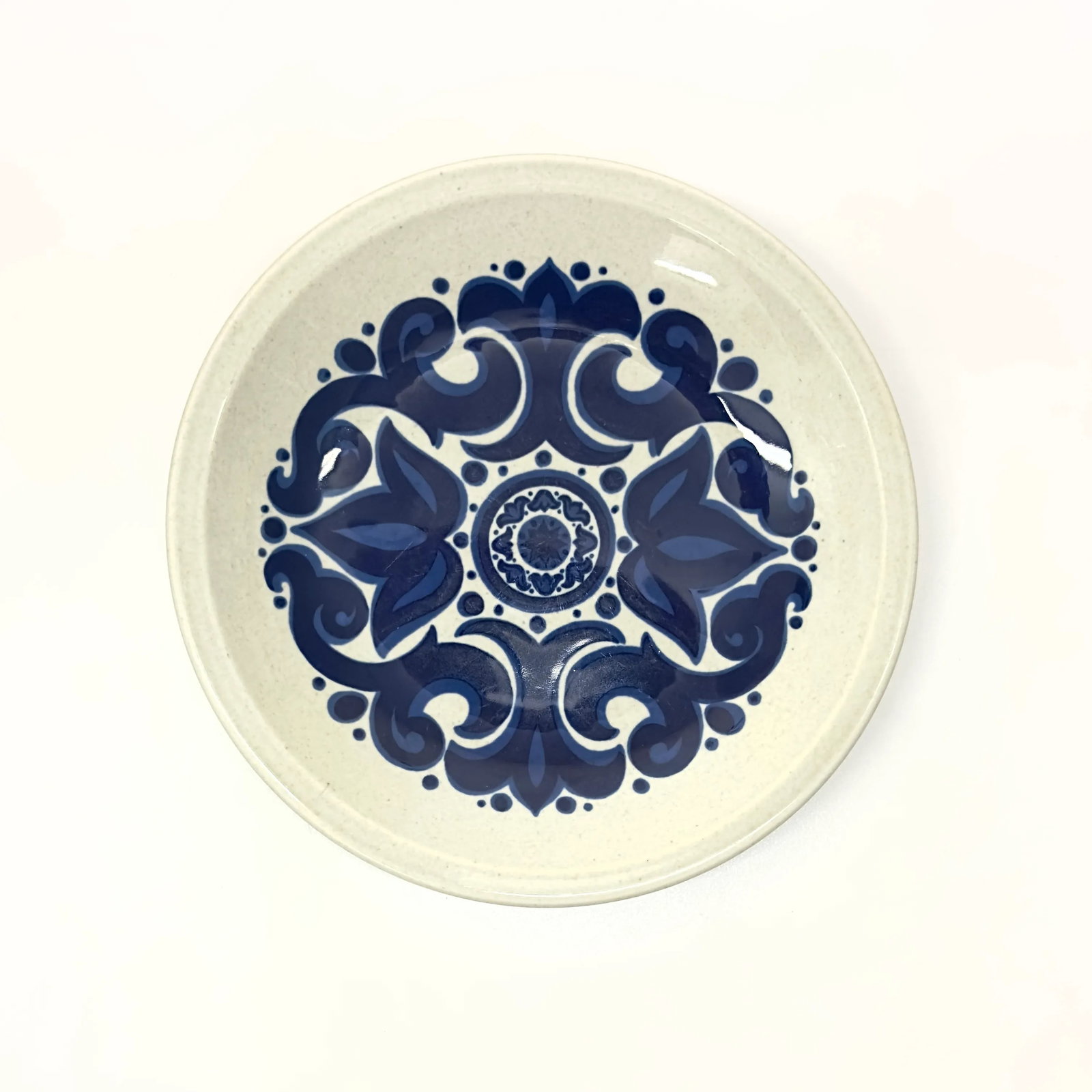 Mid 20th Century Chunky Graphic Blue & White Toledo Design Side Plates by Wedgwood - Set of 4 - 3