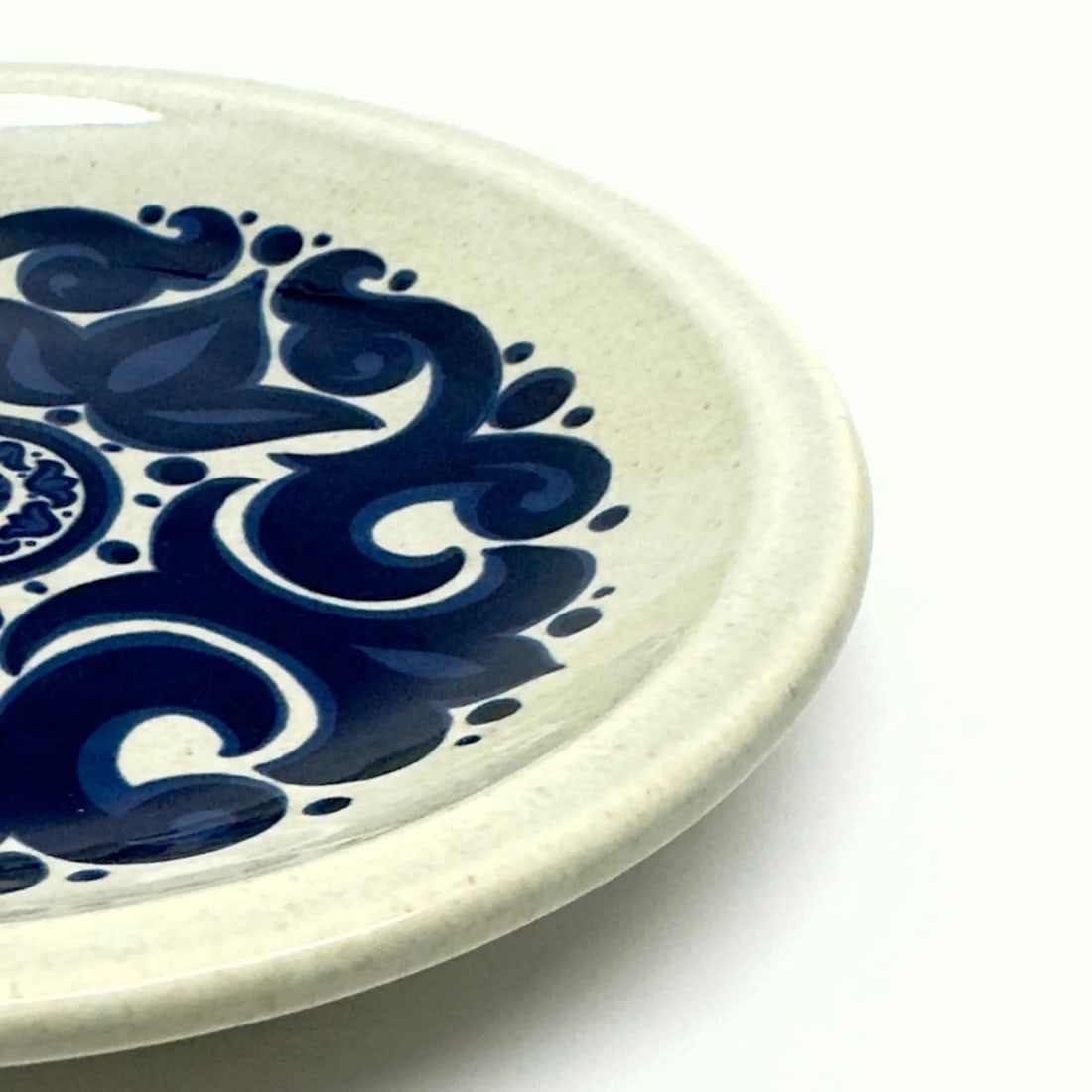 Mid 20th Century Chunky Graphic Blue & White Toledo Design Side Plates by Wedgwood - Set of 4 - 4