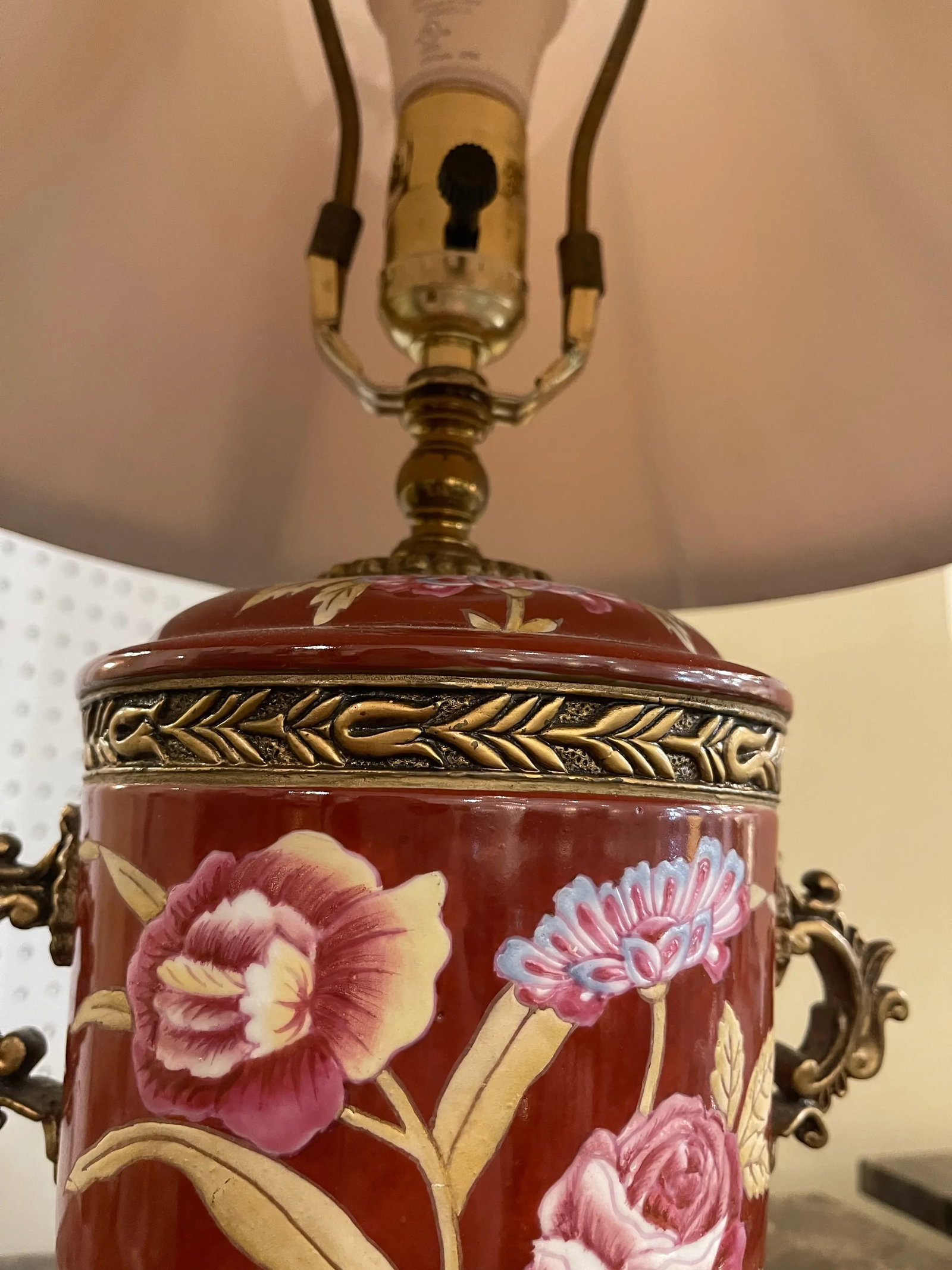 Vintage Floral Table Lamp - 4