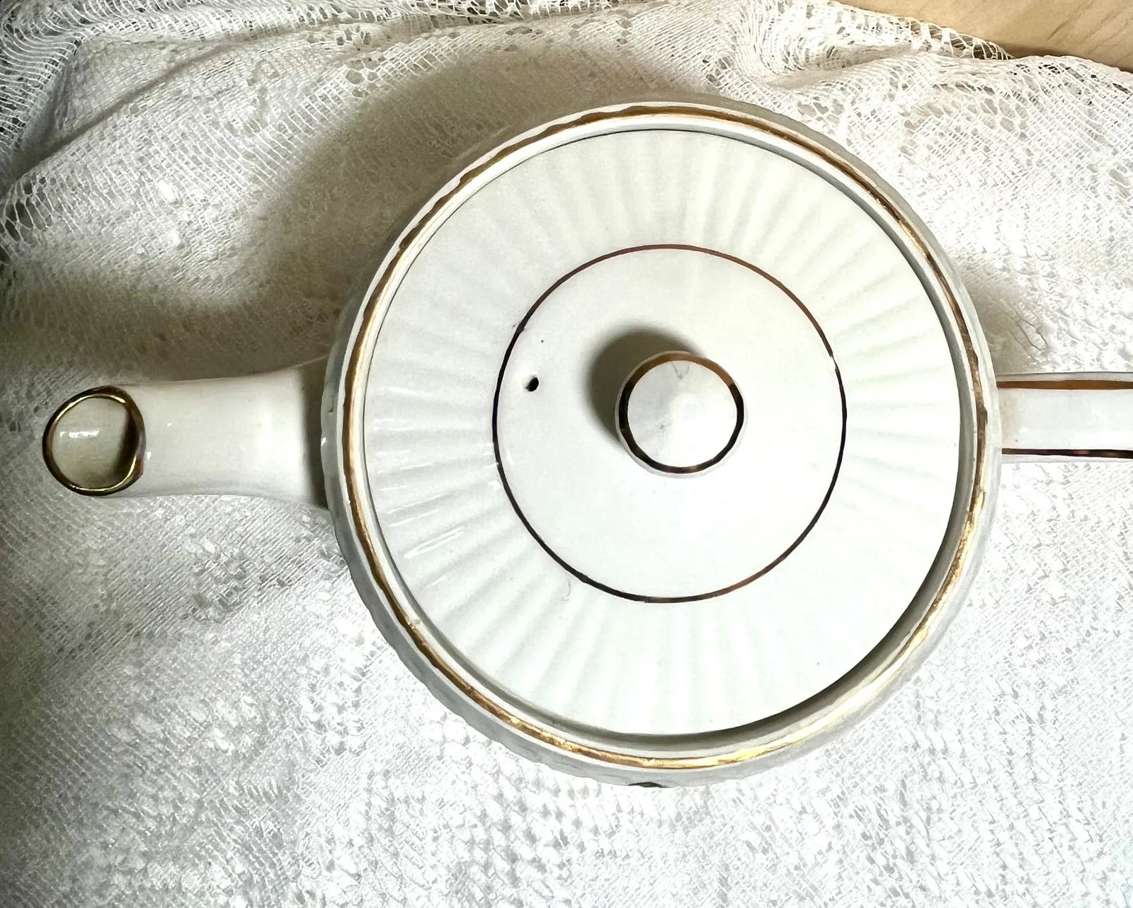 1970s Wood & Sons England Ellgreave a Div. Tea Pot, Ribbed, Pin Rose and Multifloras - 4