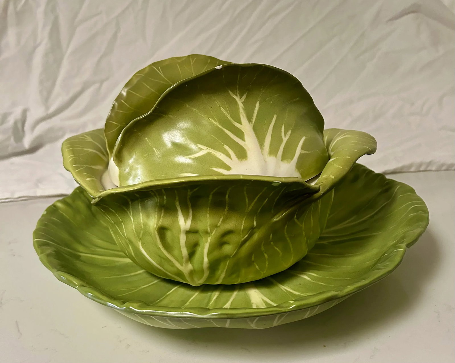 1960's Majolica Trompe-l'Oeil Cabbage Tureen and Underplate- 2 Pieces - 3