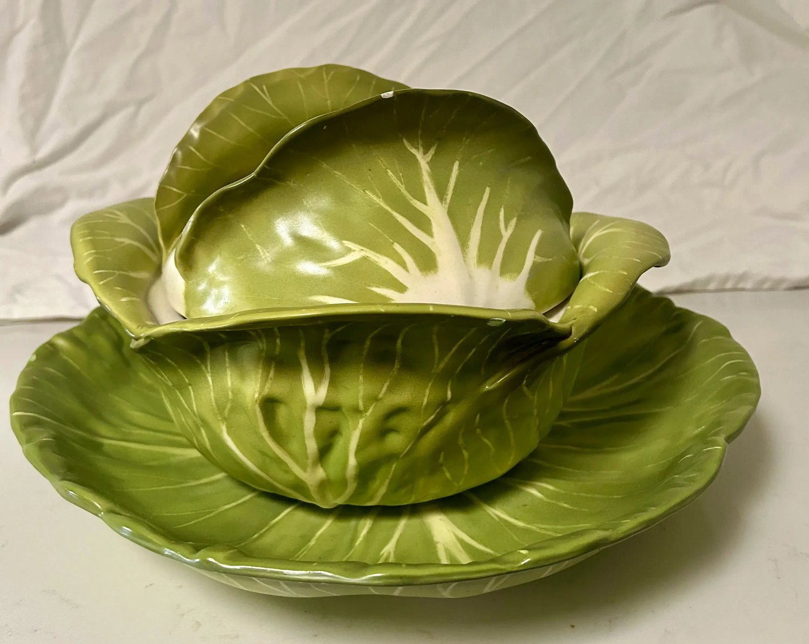 1960's Majolica Trompe-l'Oeil Cabbage Tureen and Underplate- 2 Pieces - 4