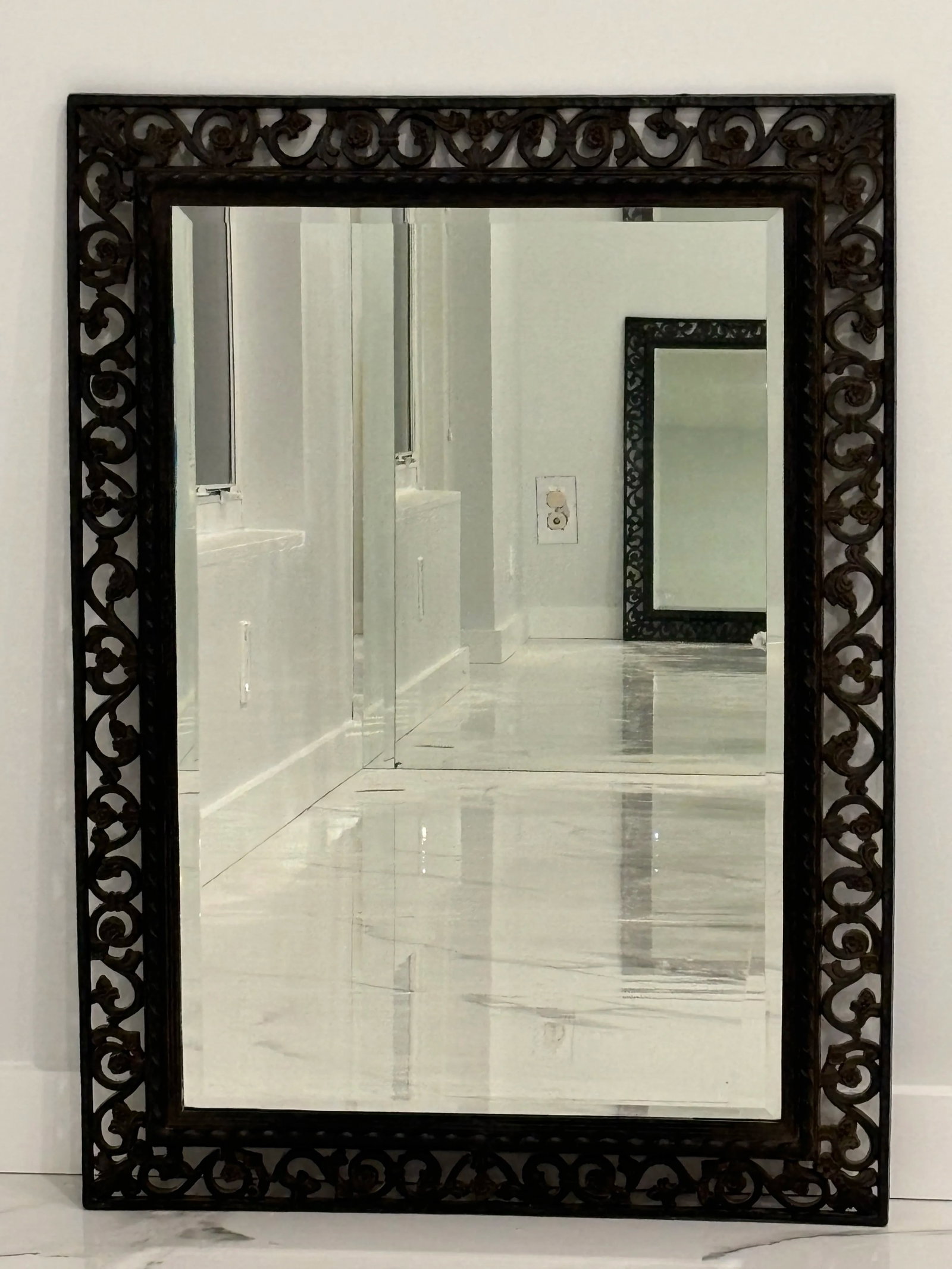 Mid Century Syroco 1964 Floral Design Mirror - 2