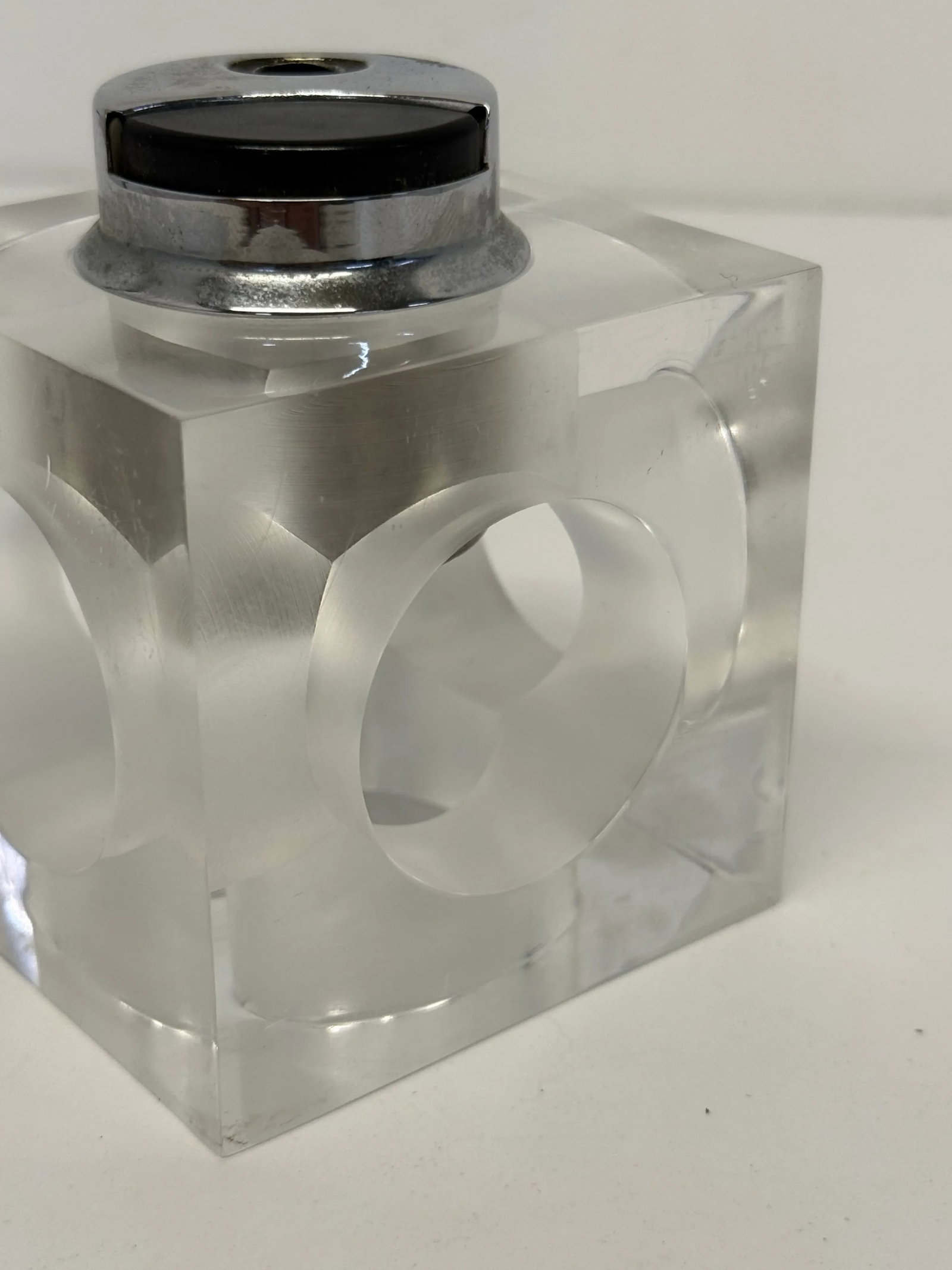 Mid-Century Modern Lucite Table Lighter, Spain 1970s - 11