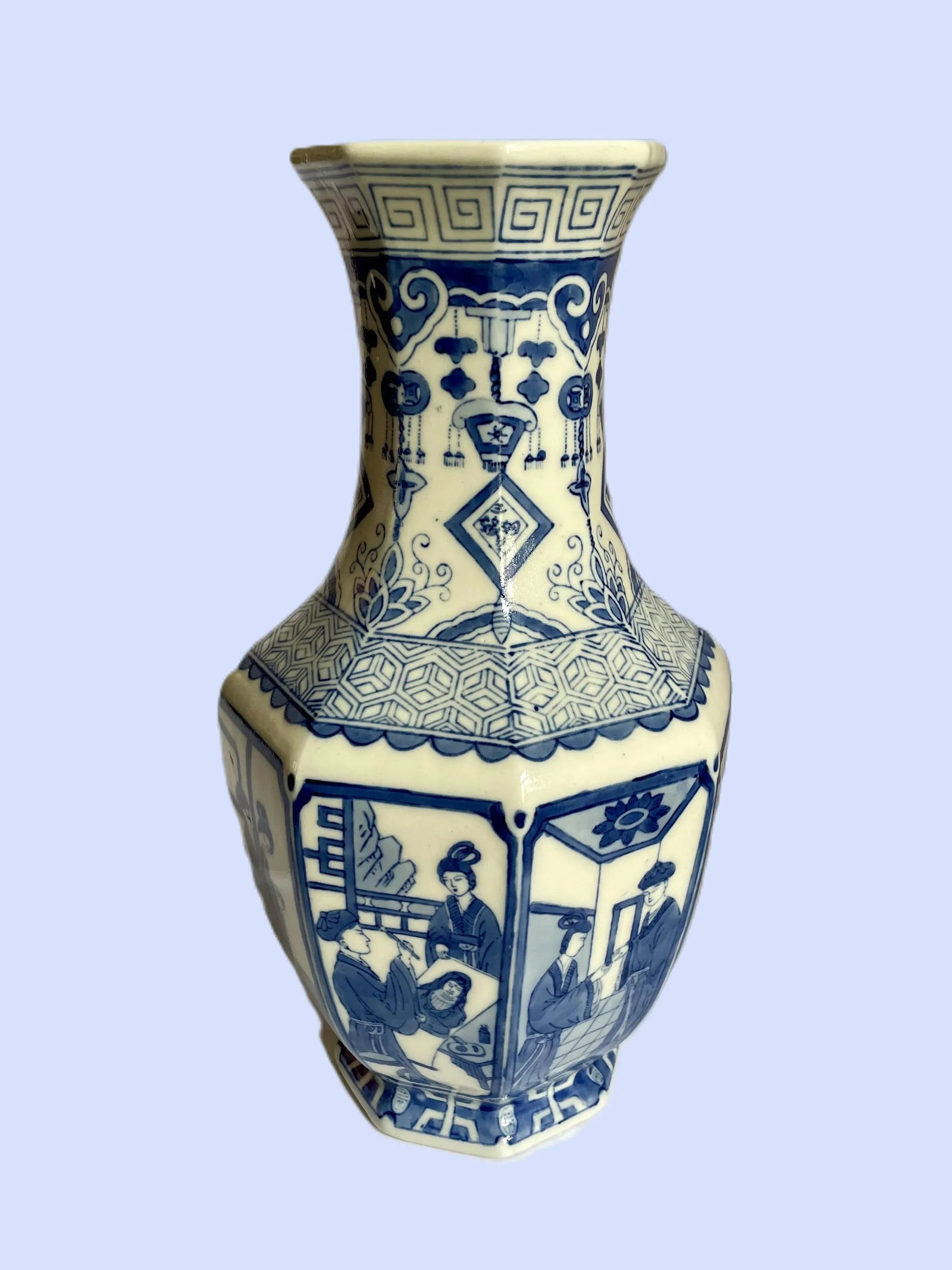 Vintage Chinese Blue and White Urn - 5