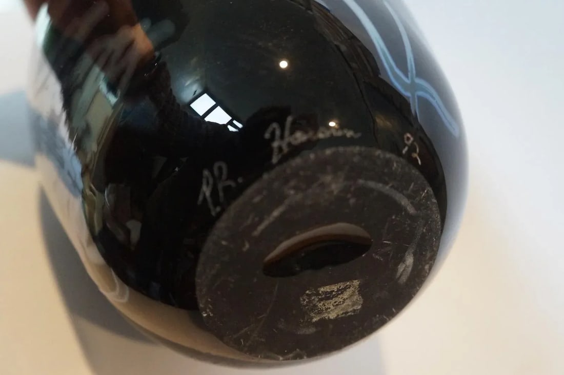 Vintage 1992 Smokey Black Art Glass Vase Signed - 8