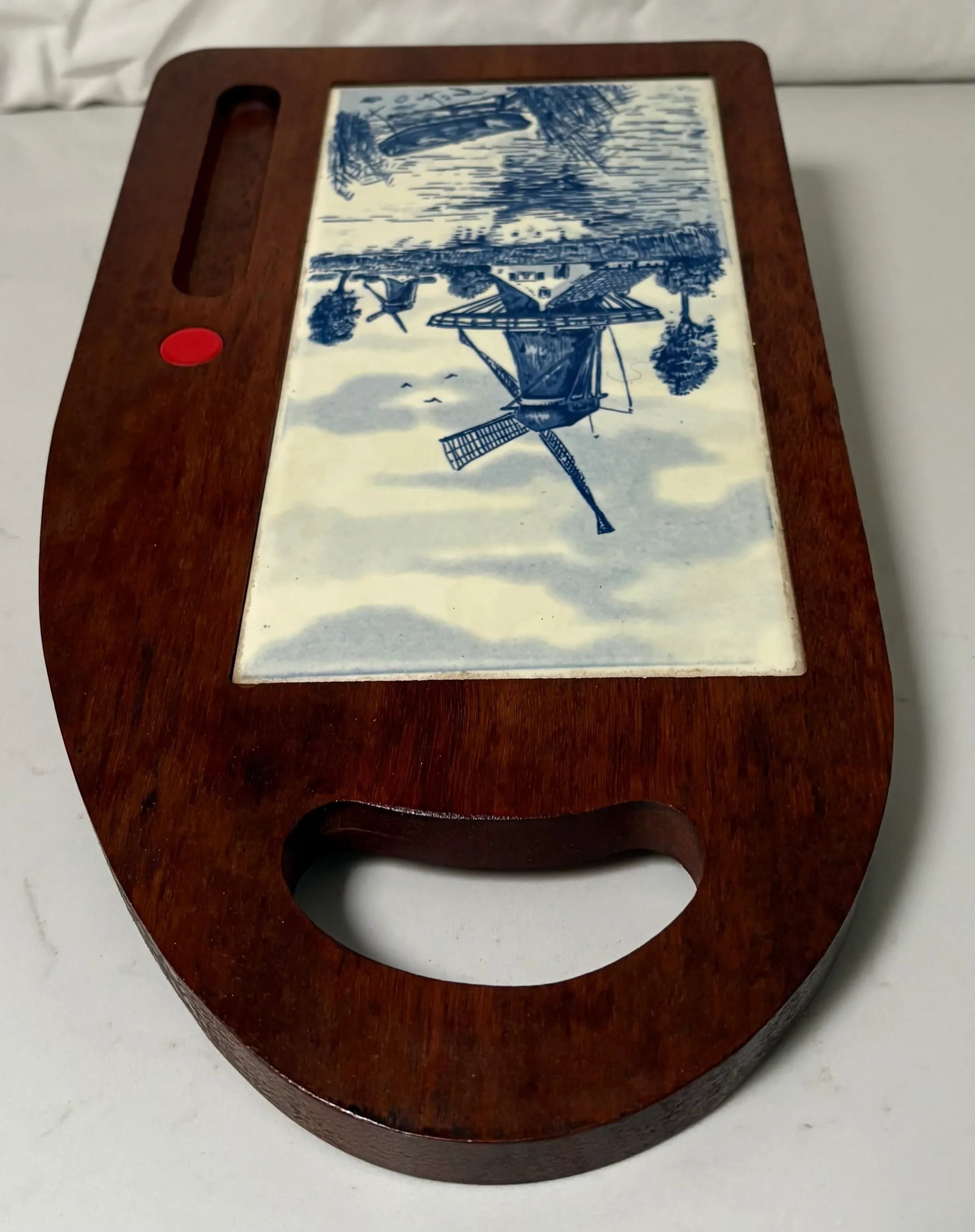 Vintage Delft Tile and Wood Cheeseboard - 5