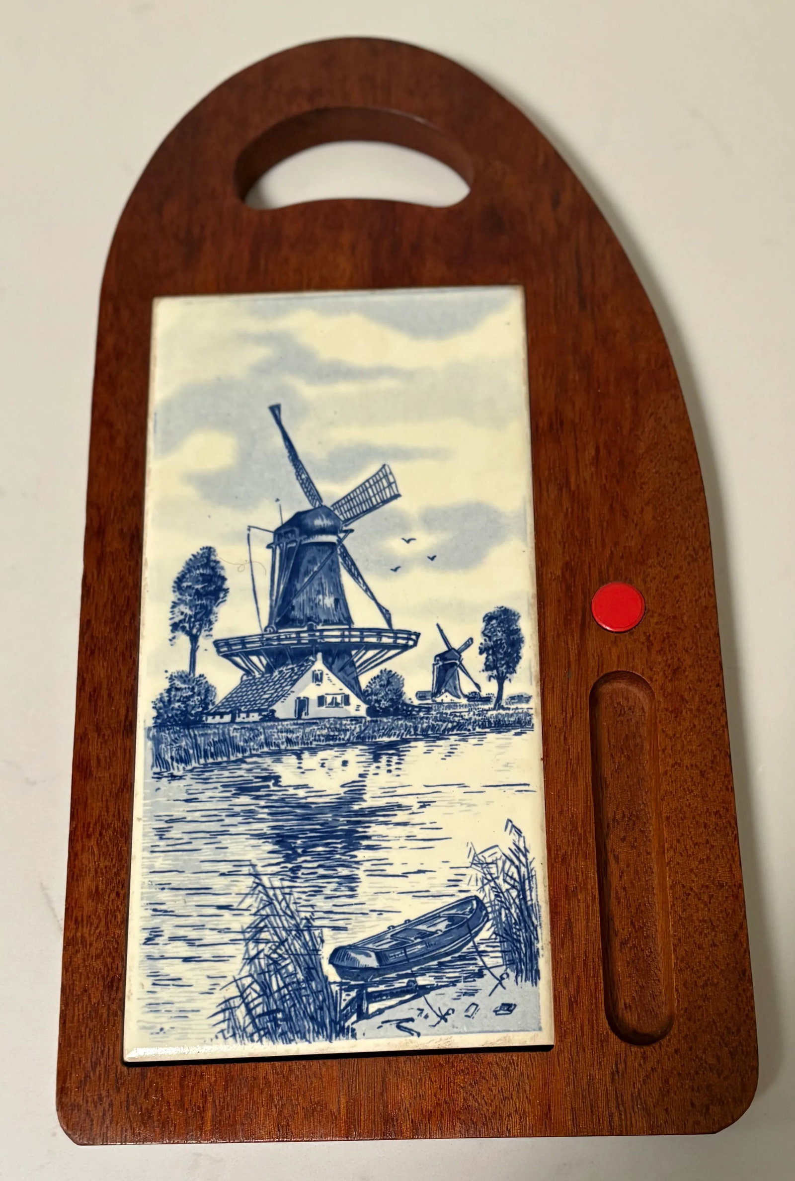 Vintage Delft Tile and Wood Cheeseboard - 8