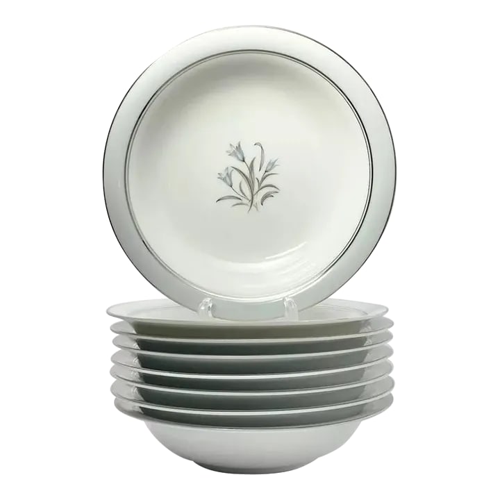 1950s Noritake "Bluebell" Set of 8 Porcelain Coupe Soup Bowls: Noritake "Bluebell" Set of 8 Porcelain Coupe Soup Bowls 7 1/2" No chips, cracks, or fleabites. Minor silver wear on rim. Comes with age and use. Length 7 1/2" Height 1 3/4" Circa 1950-60s Condition: