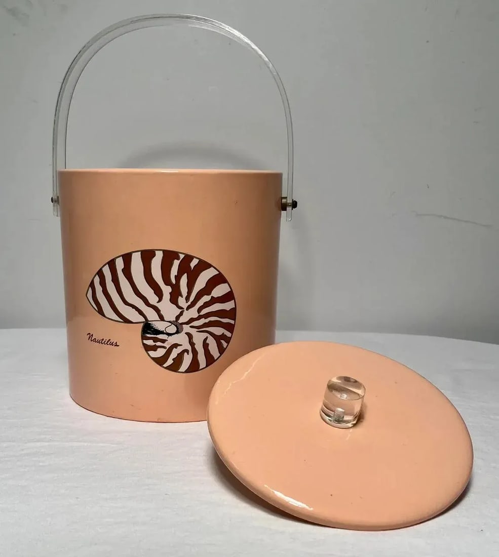 1980's Georges Briard Style Peach Vinyl and Lucite Nautilus Sea Shell Ice Bucket by Specialities Unl - 2