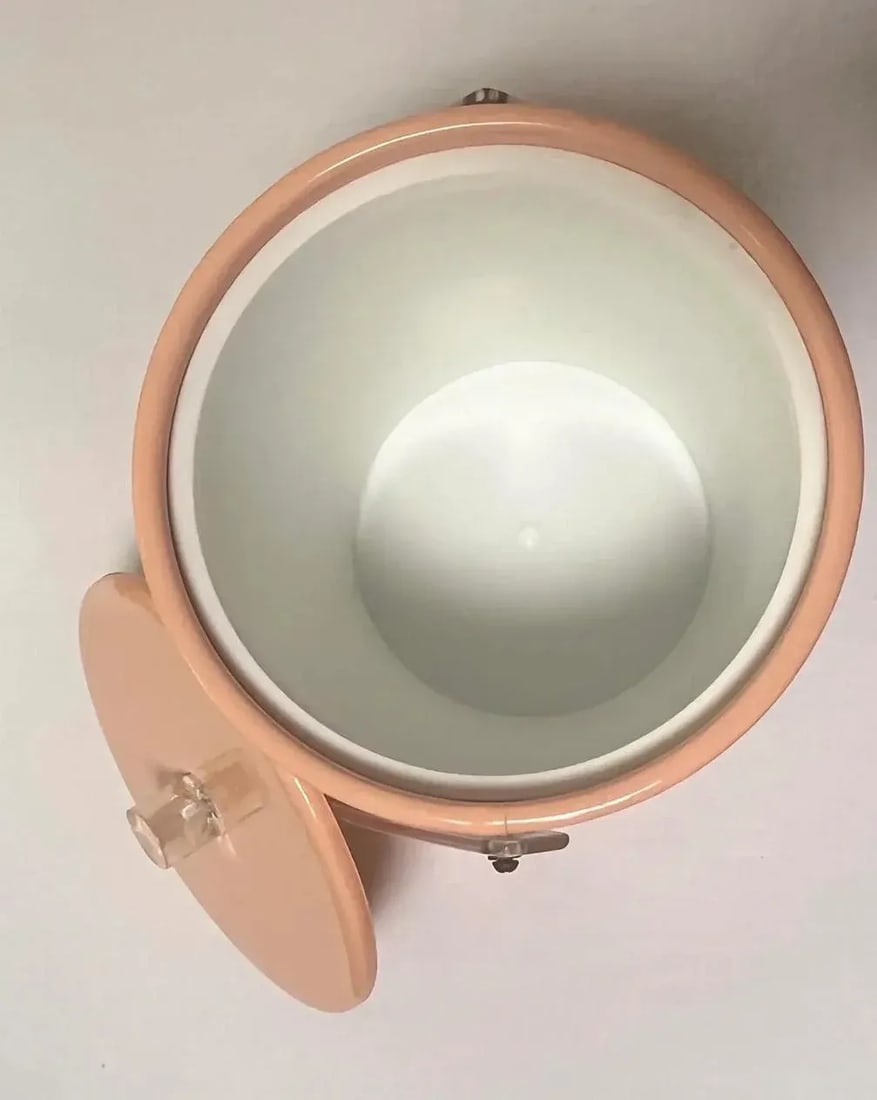1980's Georges Briard Style Peach Vinyl and Lucite Nautilus Sea Shell Ice Bucket by Specialities Unl - 4