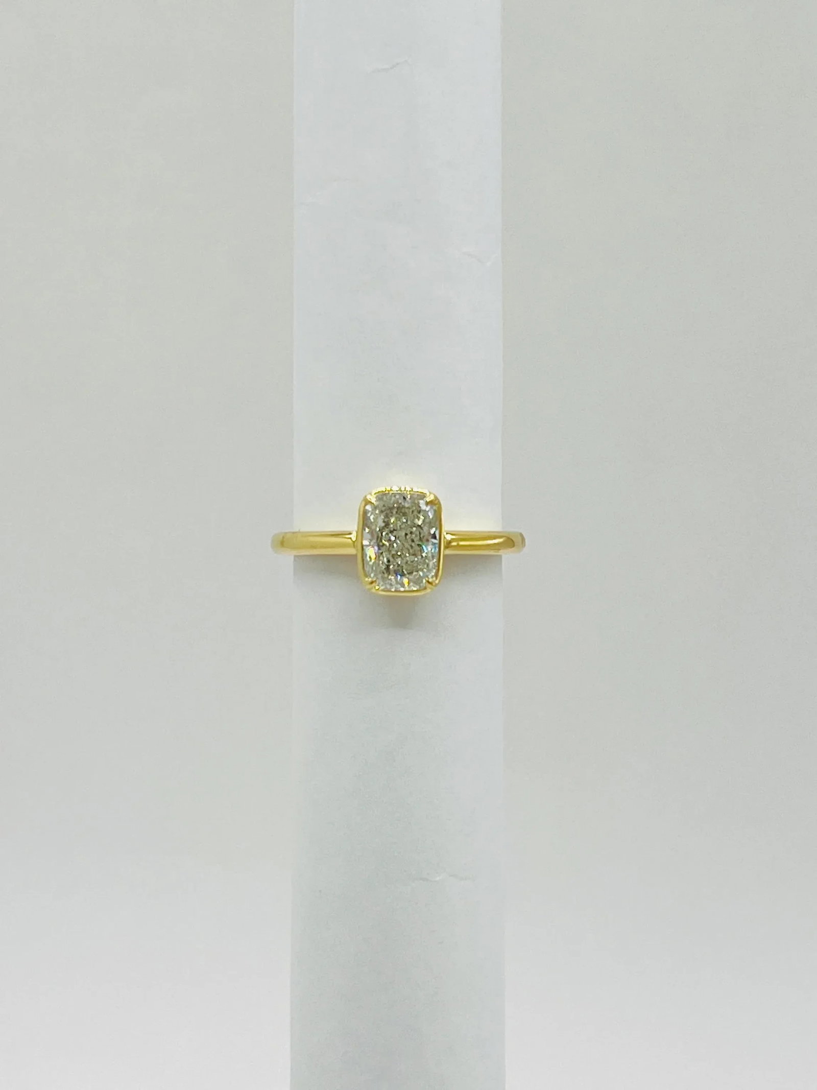 Gia White Diamond Cushion 1.50 Carat Solitaire Ring in 18k Yellow Gold, Size 6.5 - 6
