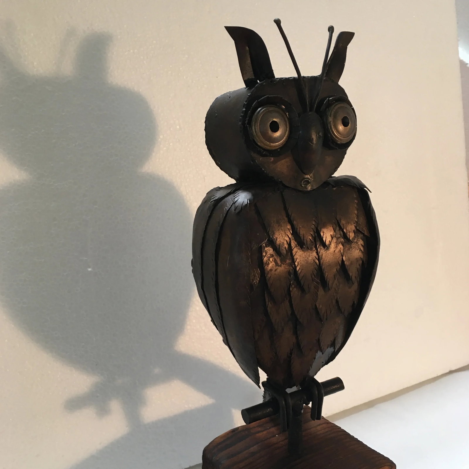 1960s Brutalist Goolgly Eyed Owl Sculpture - 5