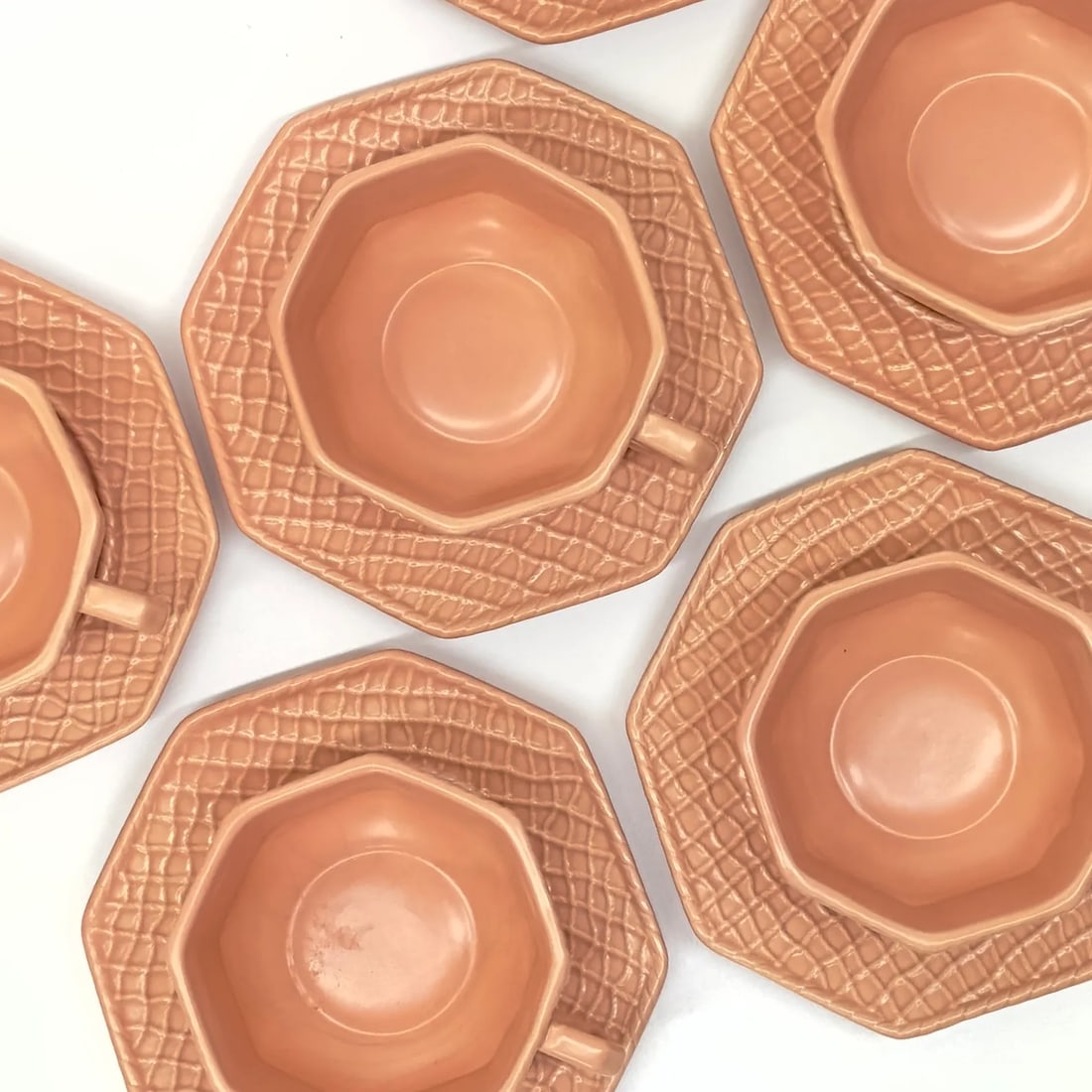 Immaculate Blush Colored Tea Cups & Saucers by Bordallo Pinheiro Portugal - Set of 6 - 4