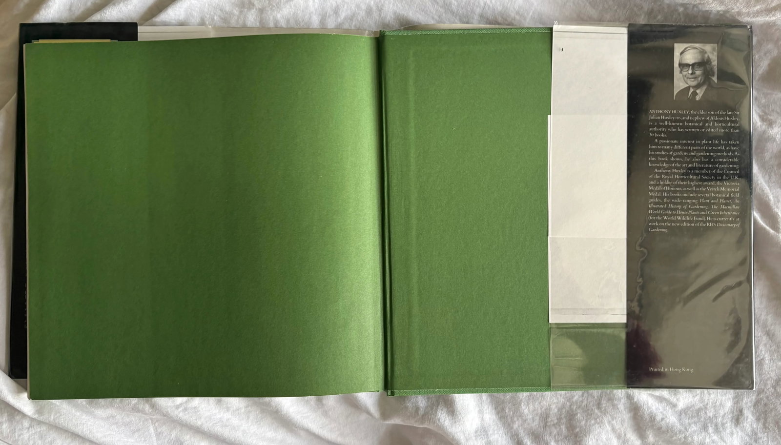 The Painted Garden the Garden Through the Artist's Eye, Hardcover First Edition - 5