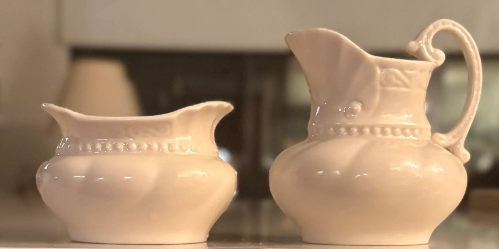 Mid 20th Century Lenox Colonial Collection Porcelain Creamer and Sugar Bowl Set - 6