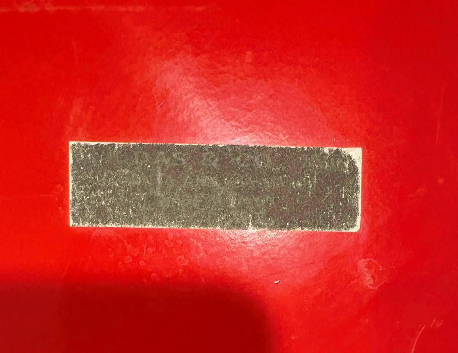 Round Red and White Lacquer Tray - 5