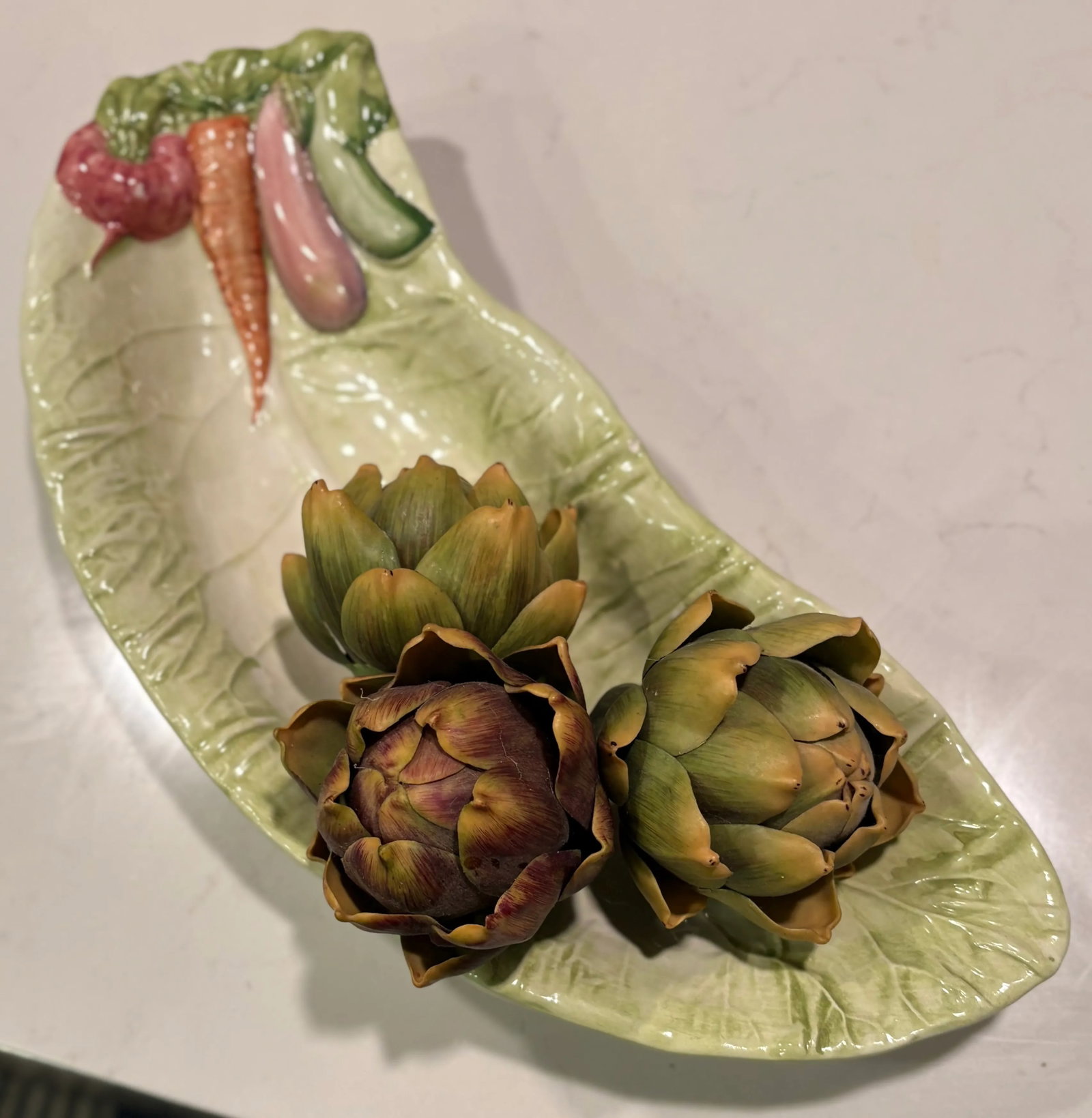 Vintage Trompe-l'Oeil Lettuce Leaf Shaped Vegetable Serving Platter by Vietri - 3