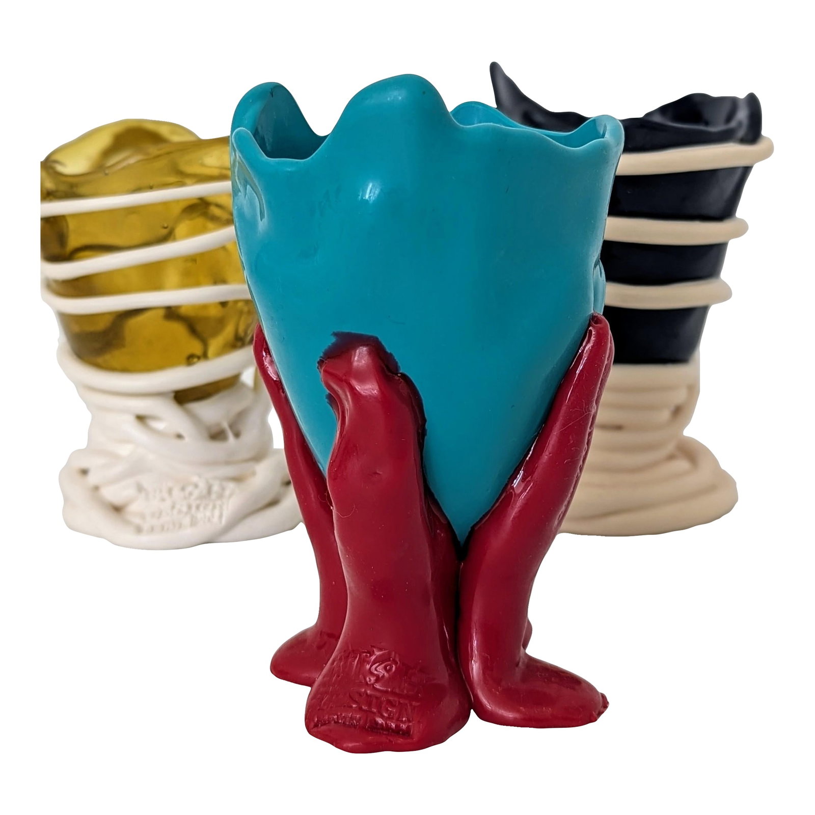 Gaetano Pesce Resin Vessels - Set of 3 Postmodern Sculpture: Gaetano Pesce Resin Vessels - Set of 3 Postmodern Sculptures These resin vessels draw direct inspiration from Gaetano Pesce's radical Fish Design series-an era-defining collection known for vivid