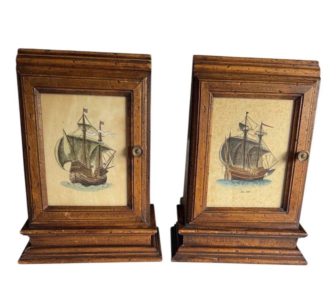 Mid 20th Century Wooden Bookends With Etchings of 17th Century Ships & Doors- a Pair - 11