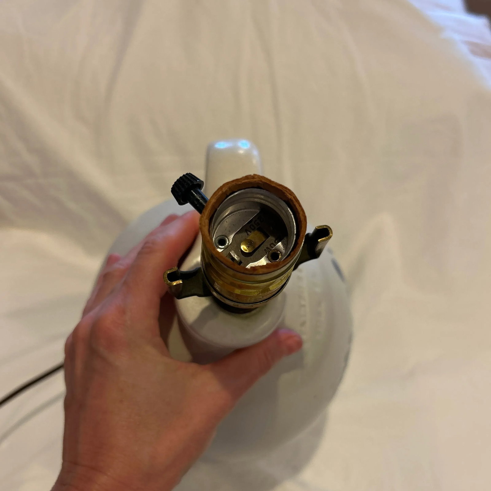 Vintage Pfalrzgraff Co. Lamp - 6