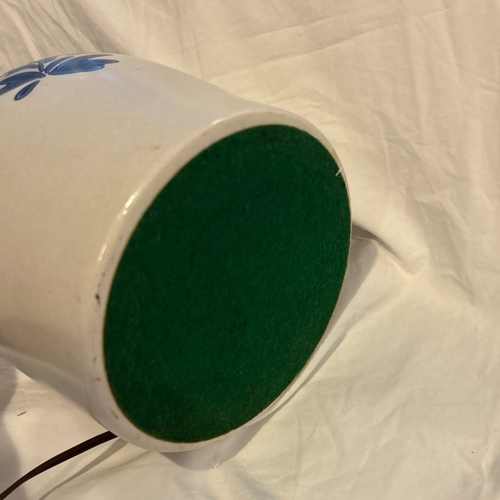 Vintage Pfalrzgraff Co. Lamp - 7