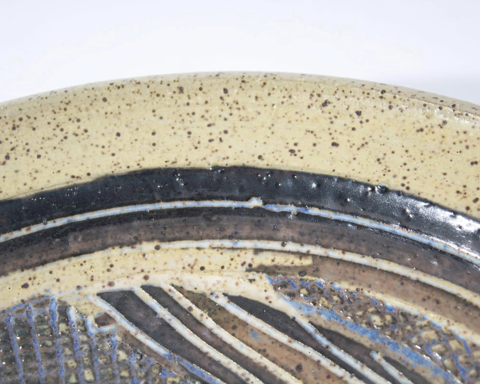 Beaver Ridge Studio Pottery Plate With Bird by Charles Counts - 4
