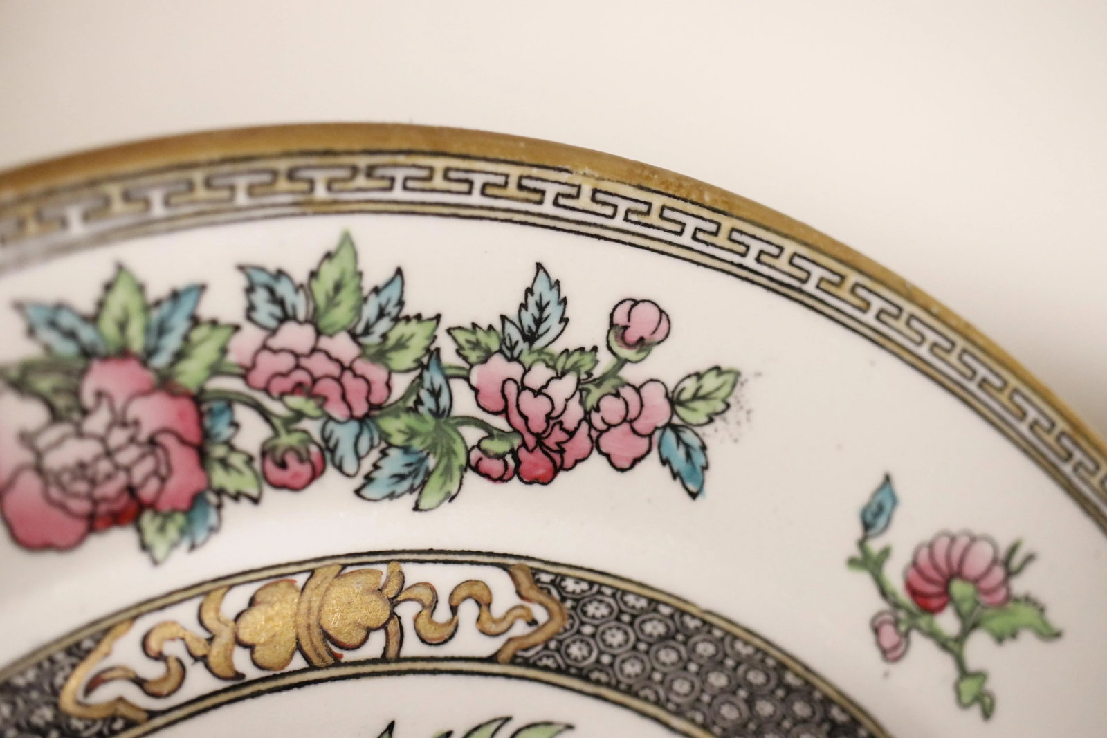 Pair of 19th C. Antique Minton Chinoiserie Ironstone "Indian Tree" Soup Plates - 7