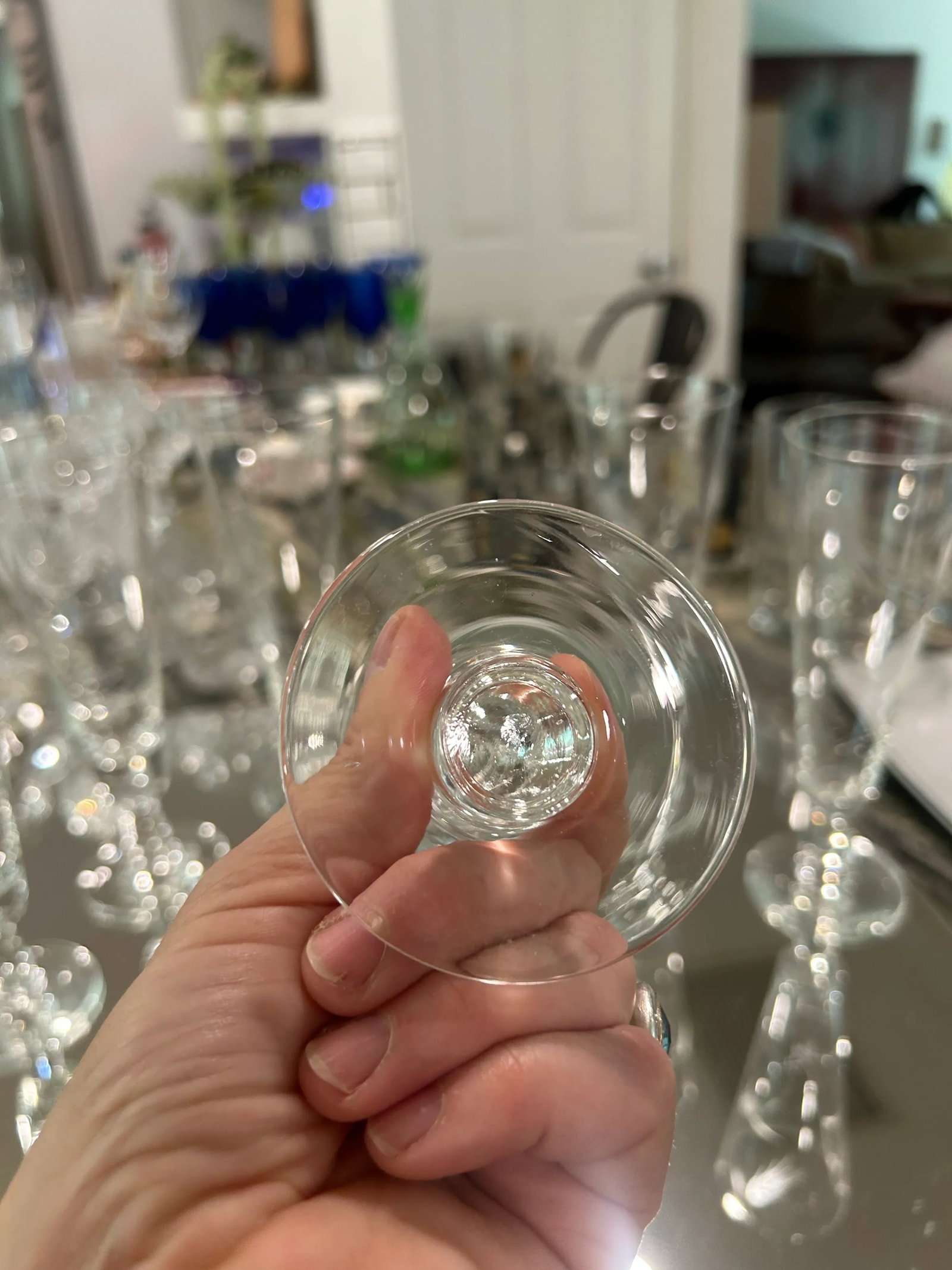 Mid Century Modern Sasaki "Wheat Pattern" Pilsner Glasses - Finely Etched With the Iconic Wheat Patt - 5
