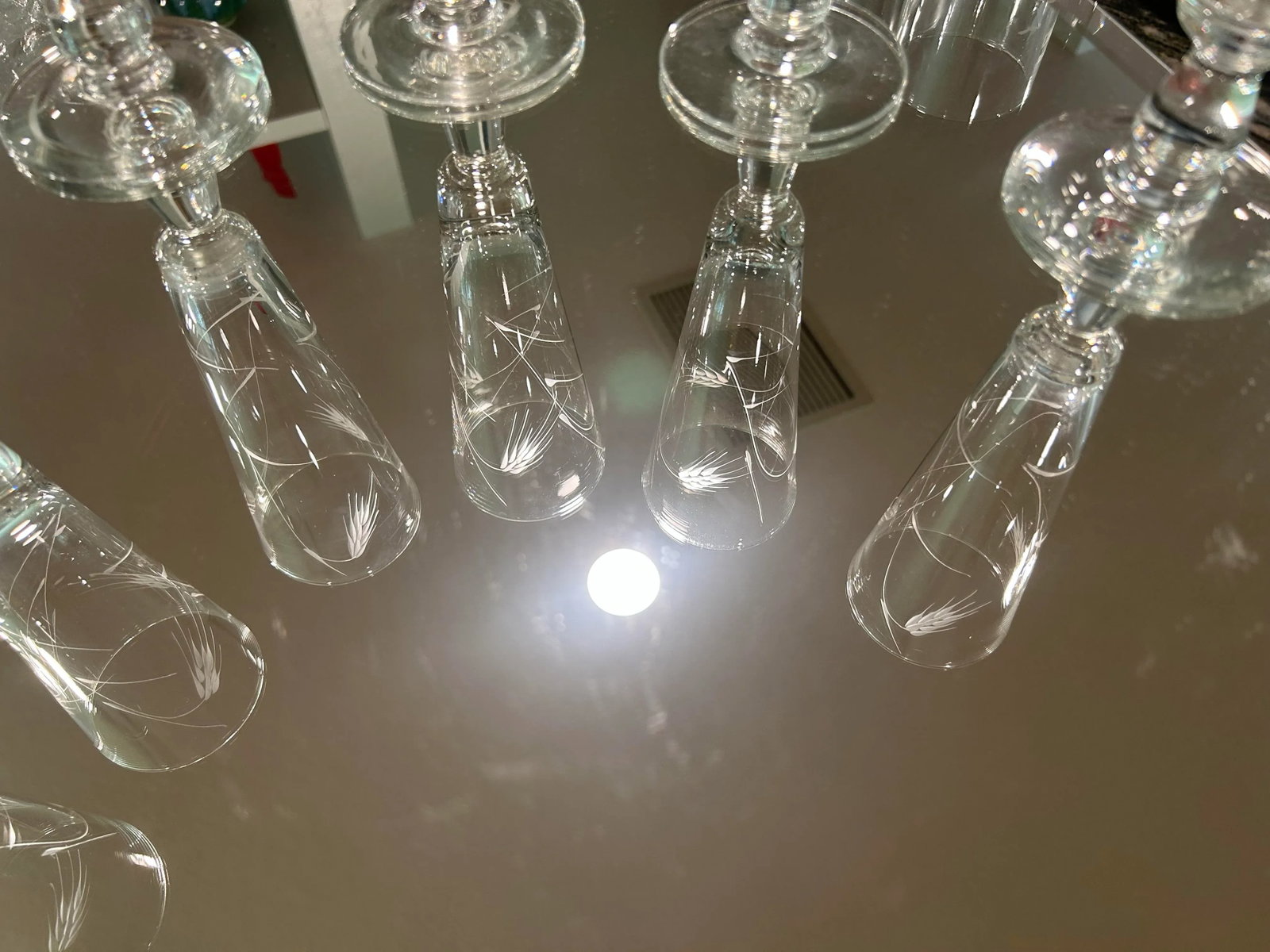Mid Century Modern Sasaki "Wheat Pattern" Pilsner Glasses - Finely Etched With the Iconic Wheat Patt - 8